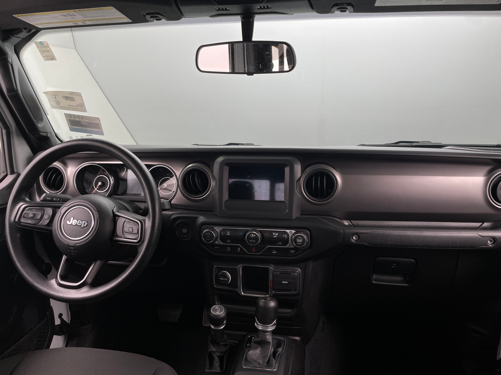 Thumbnail: 2023 Jeep Gladiator - 3