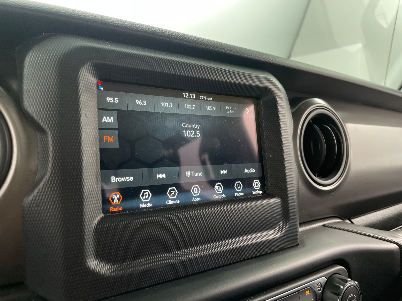Thumbnail: 2023 Jeep Gladiator - 4