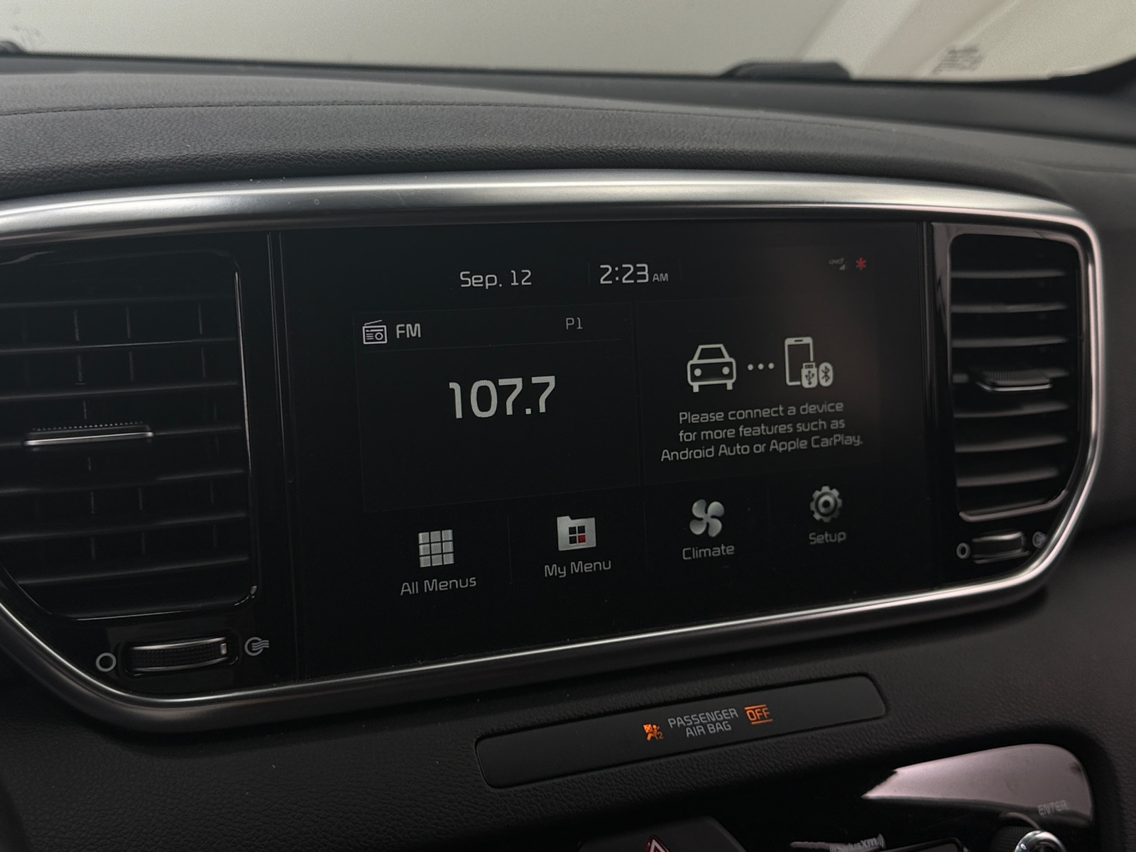 Thumbnail: 2022 Kia Sportage - 3