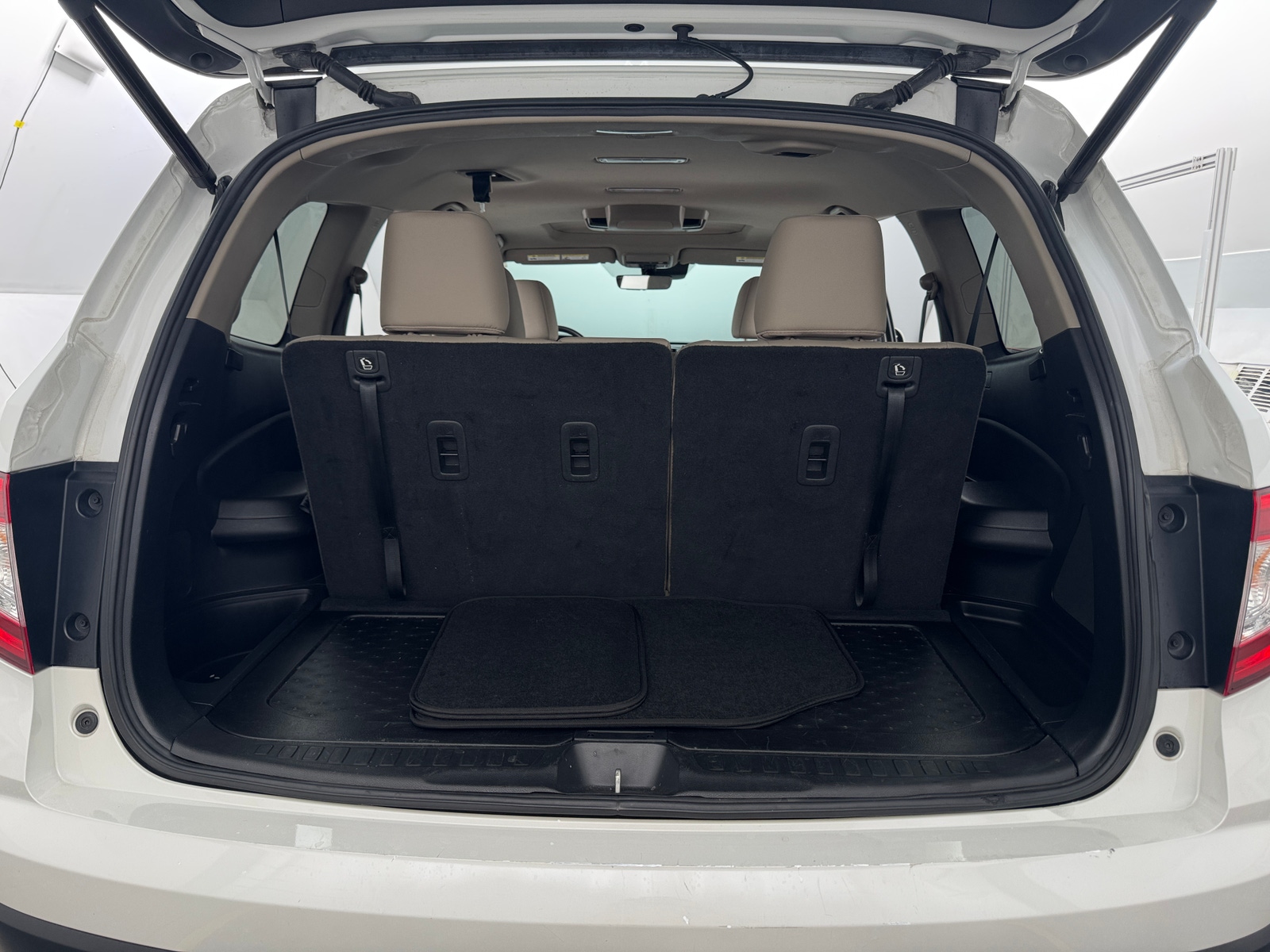 Thumbnail: 2020 Honda Pilot - 6