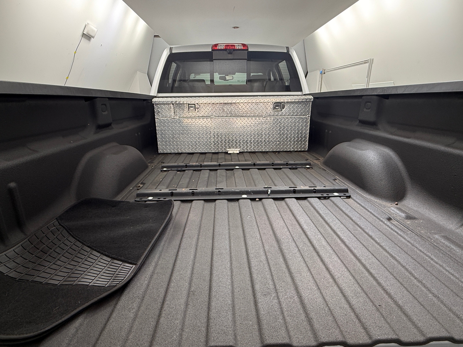 Thumbnail: 2018 Chevrolet Silverado 3500 - 6