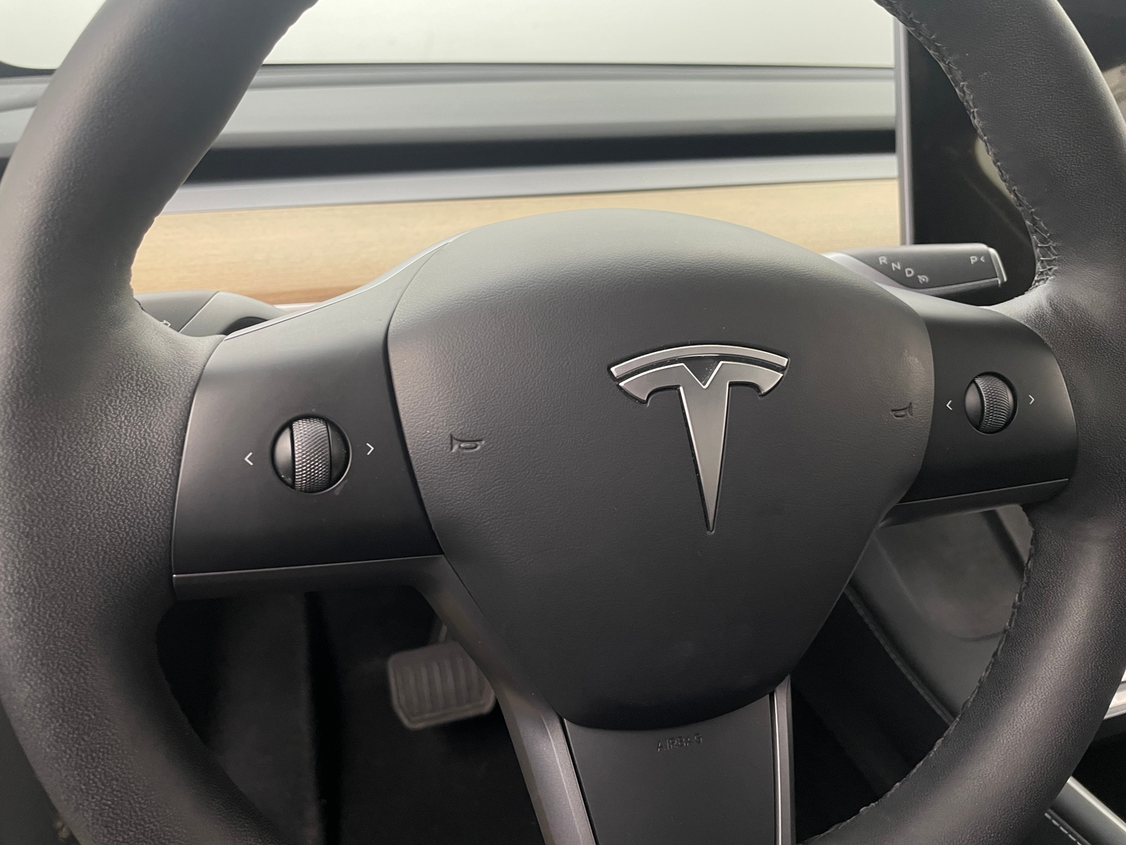 Thumbnail: 2023 Tesla Model Y - 4