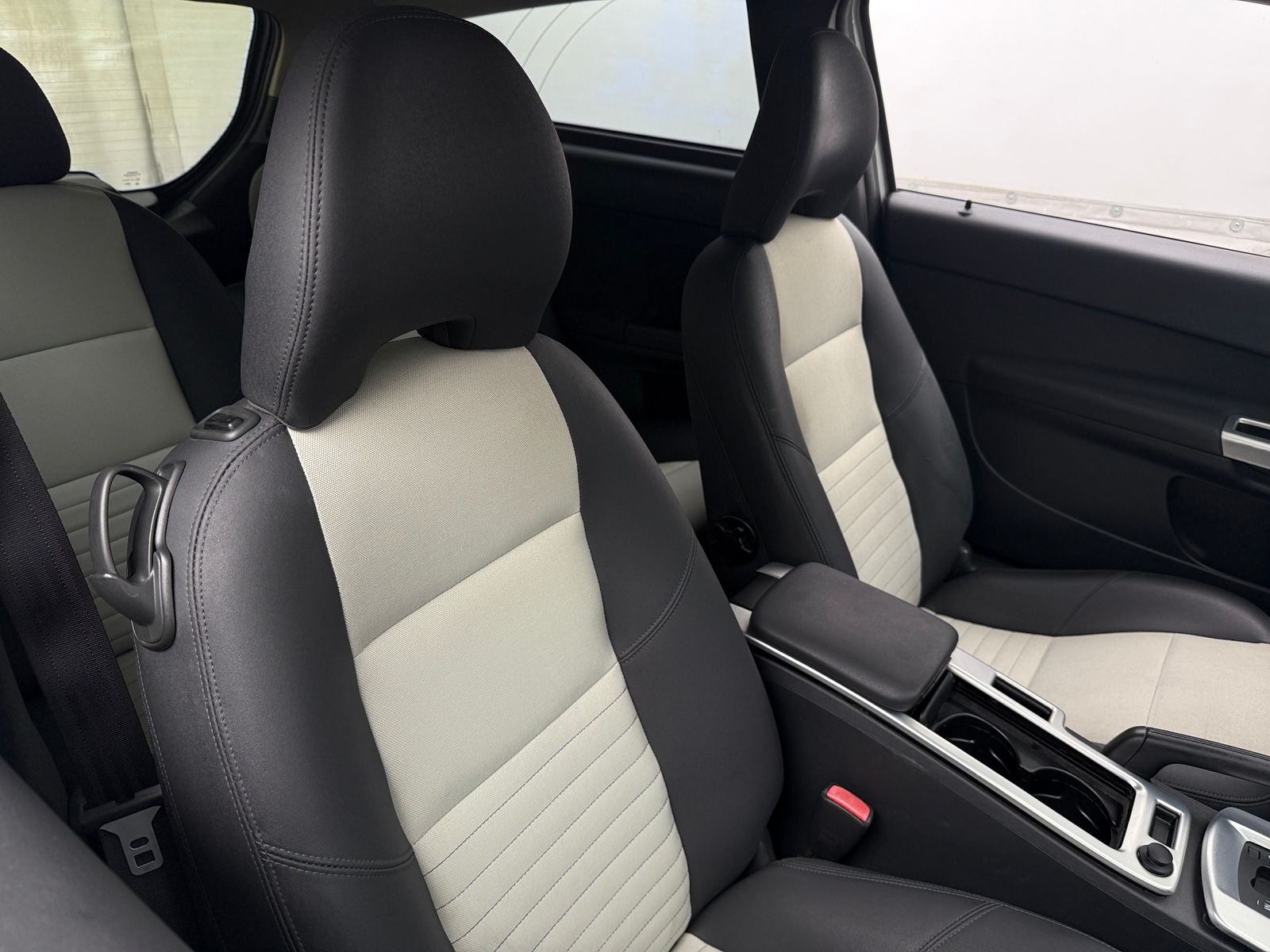 Thumbnail: 2011 Volvo C30 - 2