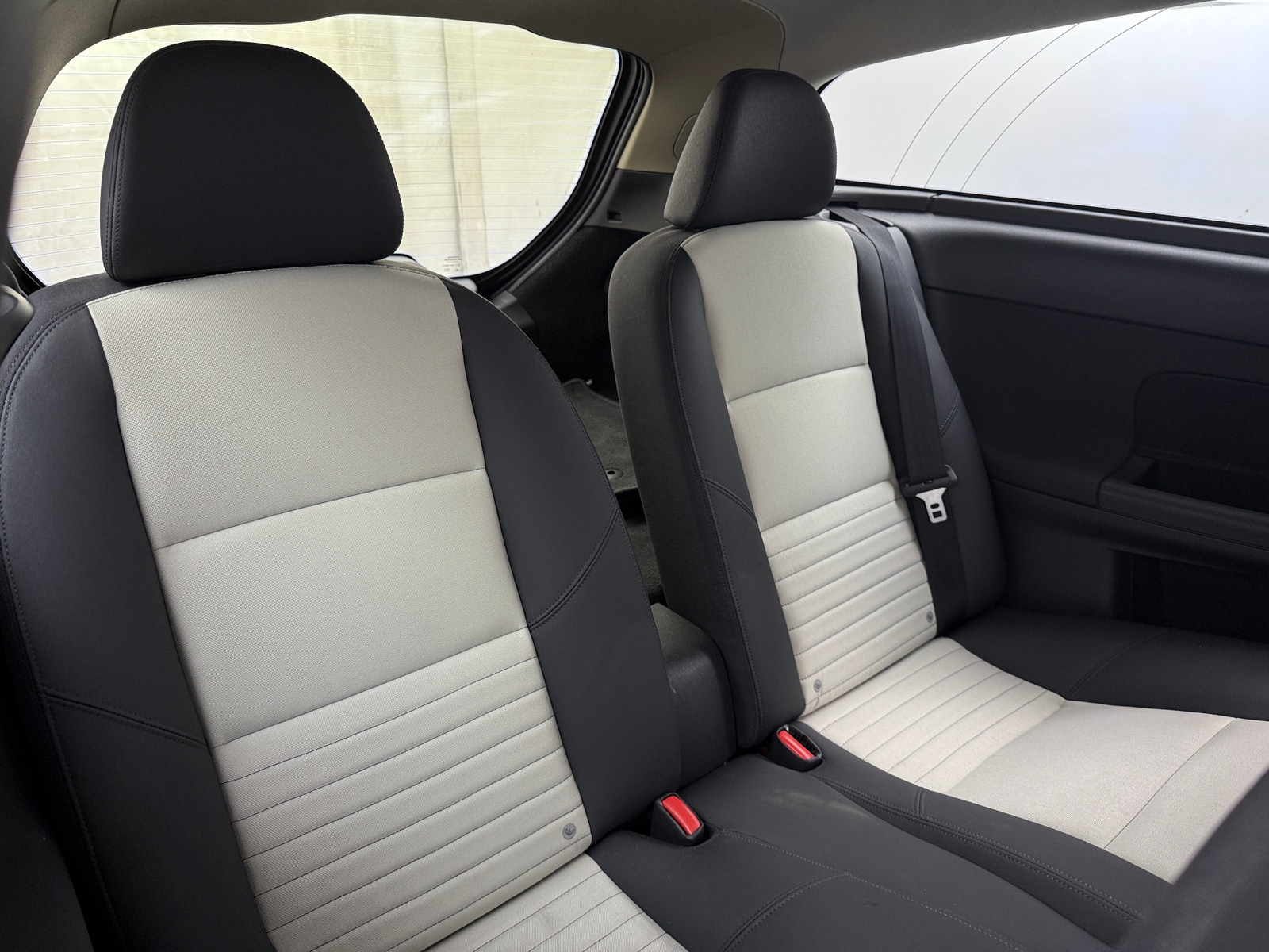 Thumbnail: 2011 Volvo C30 - 6