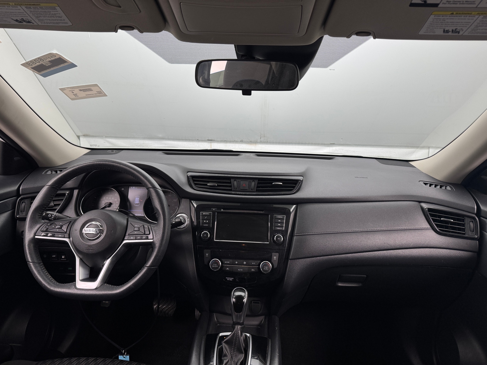Thumbnail: 2019 Nissan Rogue - 3