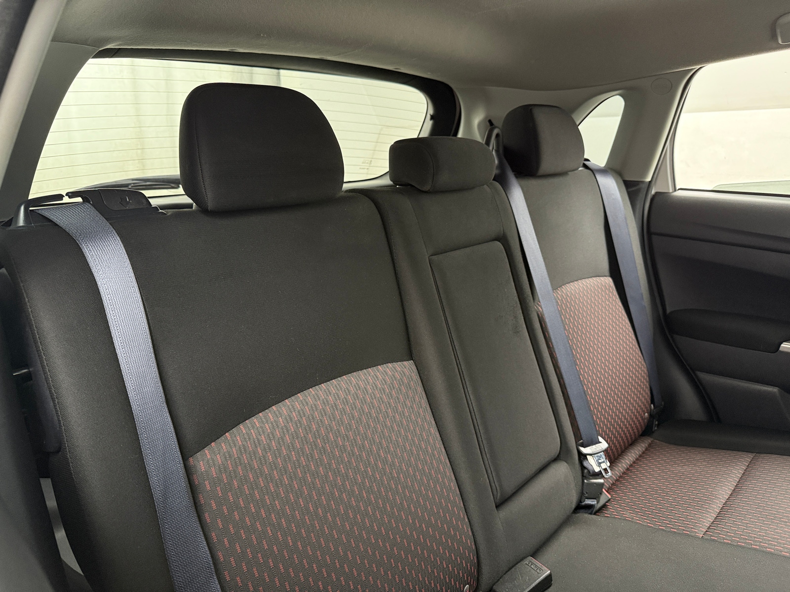 Thumbnail: 2019 Mitsubishi Outlander Sport - 6