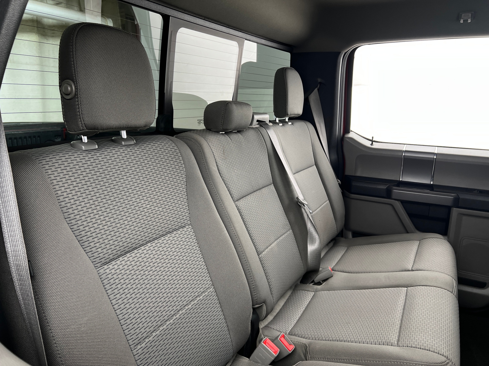 Thumbnail: 2019 Ford Econoline - 6