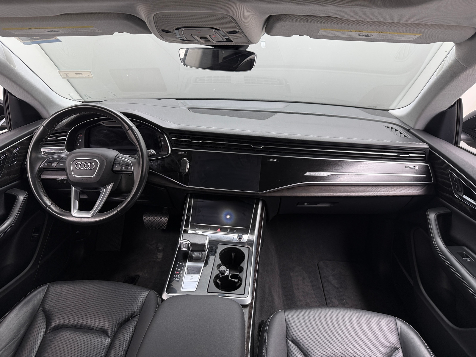 Thumbnail: 2022 Audi Q8 - 2