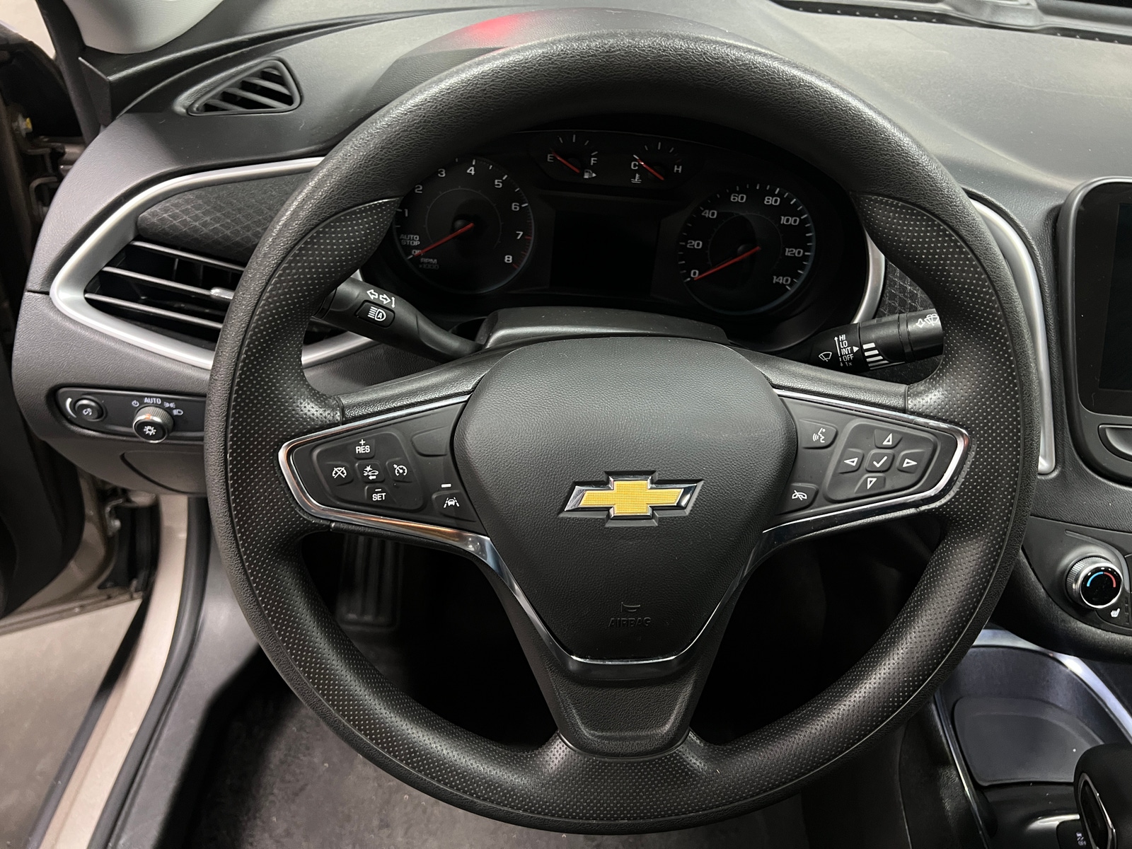 Thumbnail: 2024 Chevrolet Malibu - 5