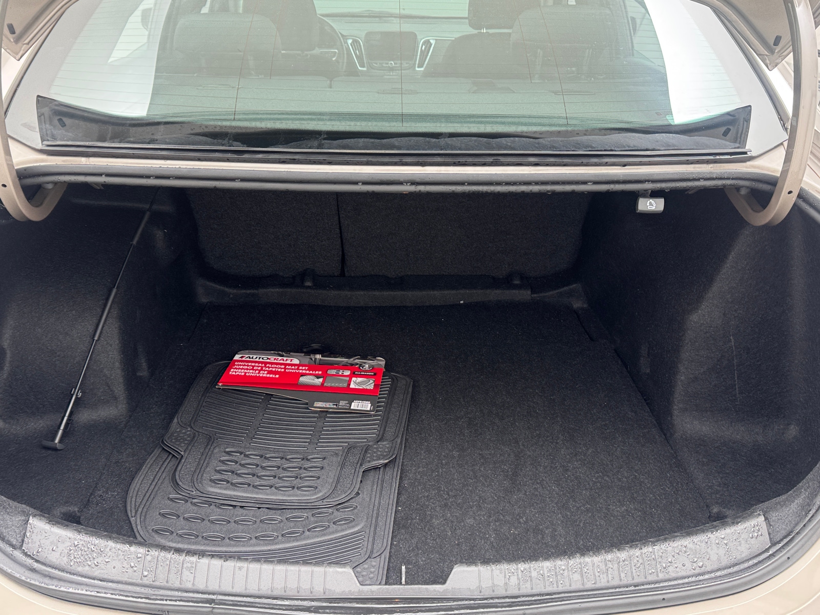 Thumbnail: 2024 Chevrolet Malibu - 7