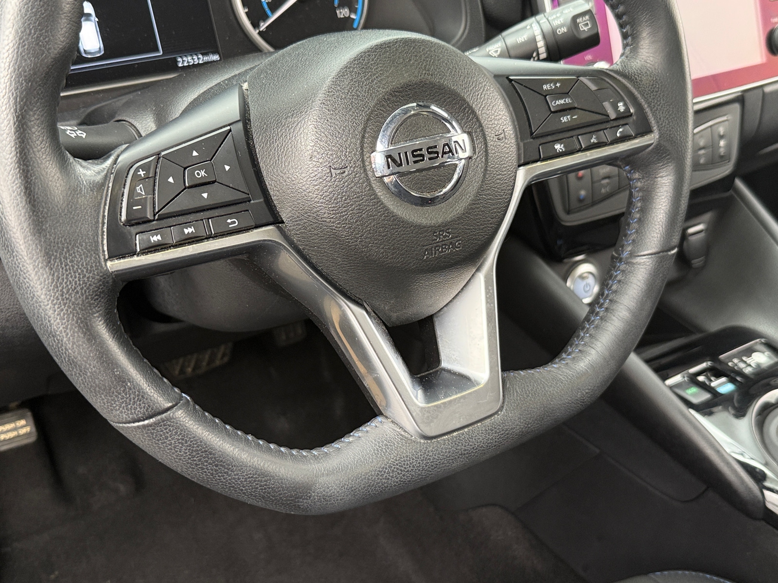 Thumbnail: 2020 Nissan Leaf - 5