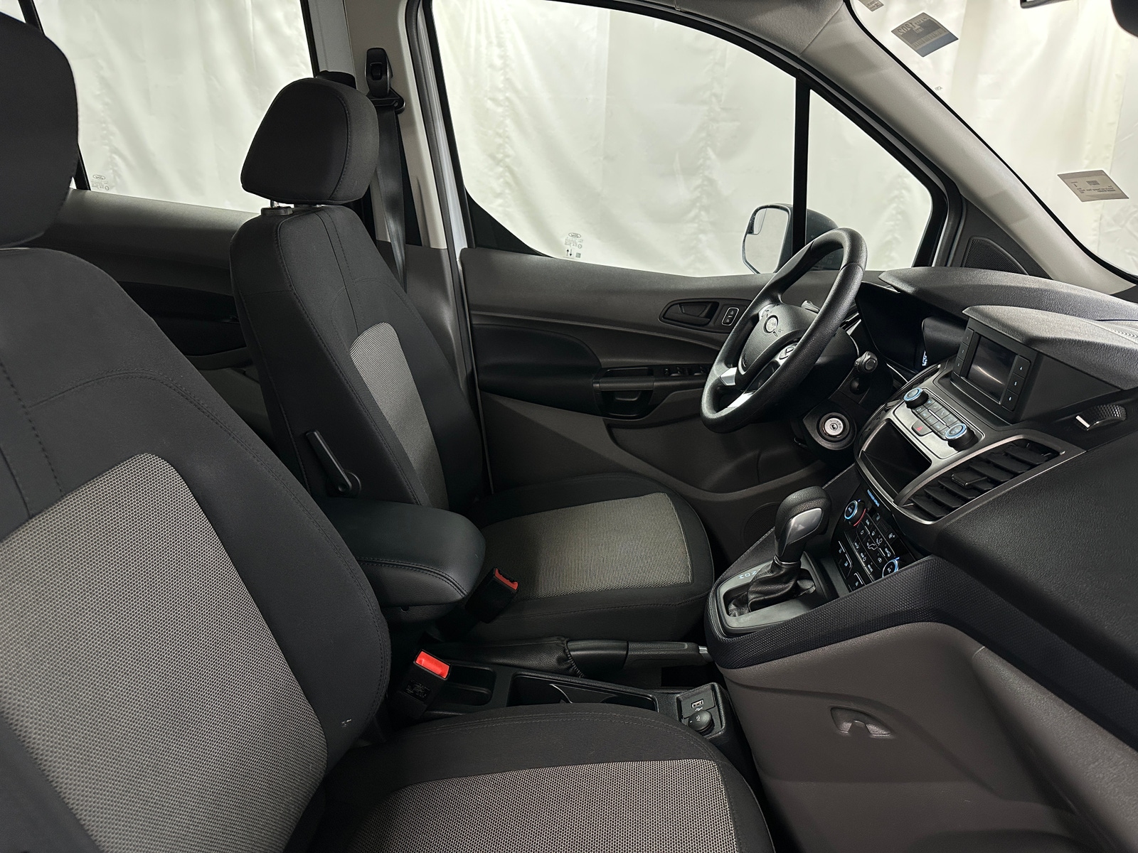 Thumbnail: 2022 Ford Transit Series - 2