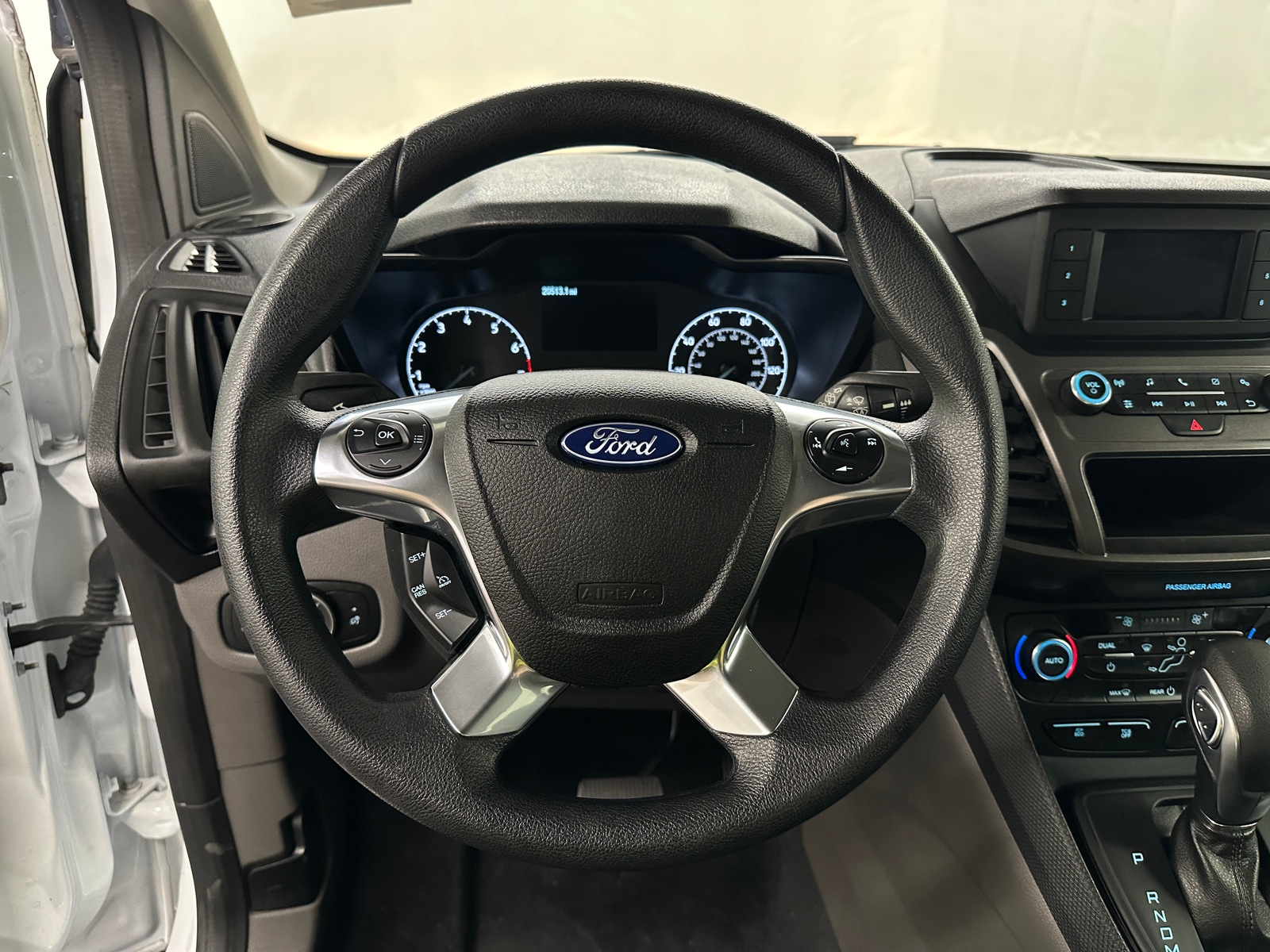 Thumbnail: 2022 Ford Transit Series - 5