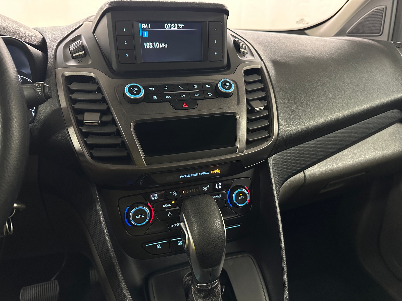 Thumbnail: 2022 Ford Transit Series - 4