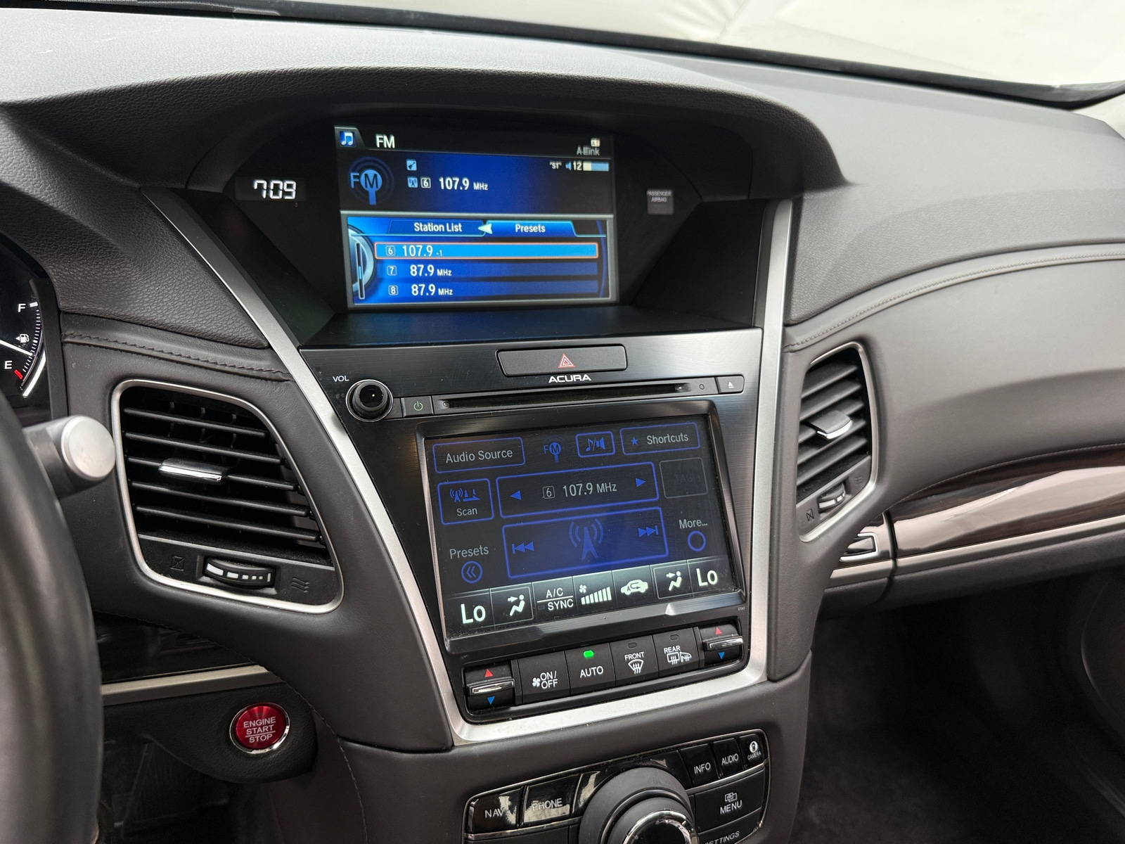 Thumbnail: 2016 Acura RLX - 3