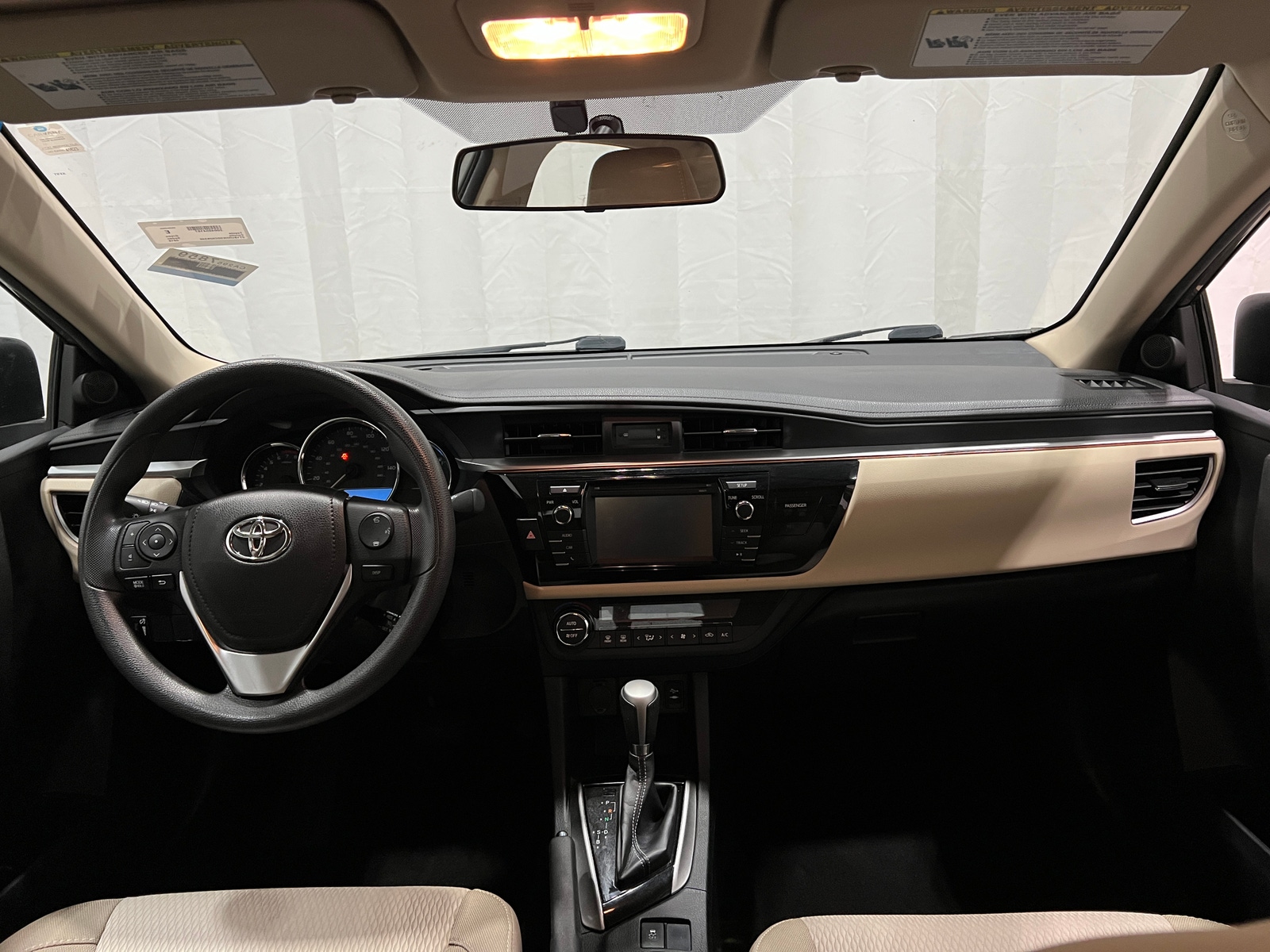 Thumbnail: 2016 Toyota Corolla - 3
