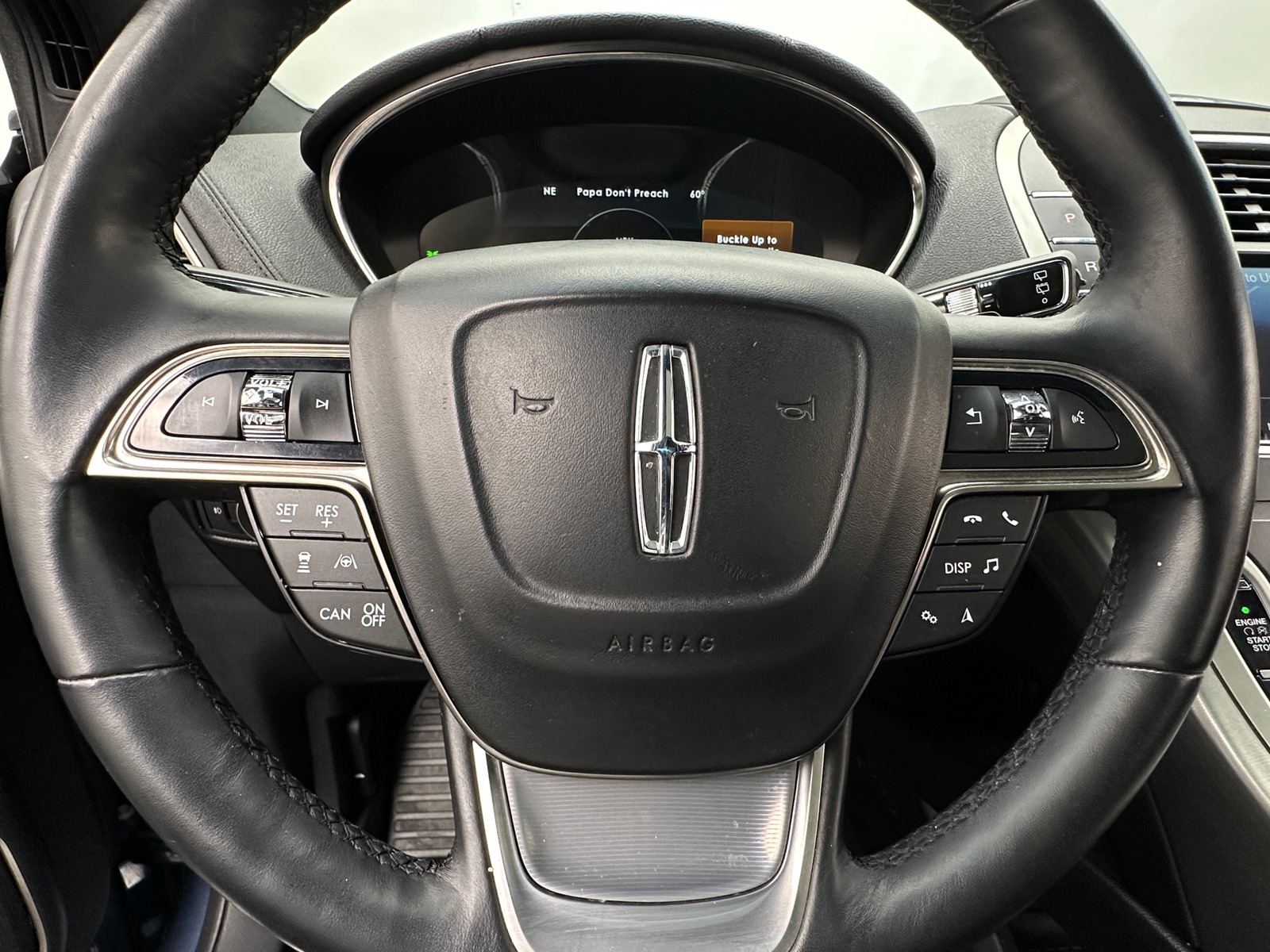 Thumbnail: 2019 Lincoln Nautilus - 4