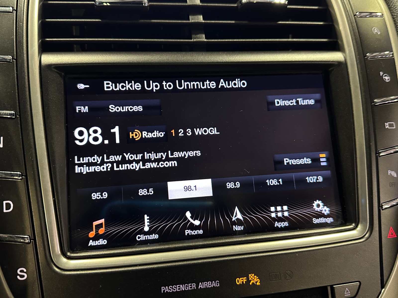 Thumbnail: 2019 Lincoln Nautilus - 3