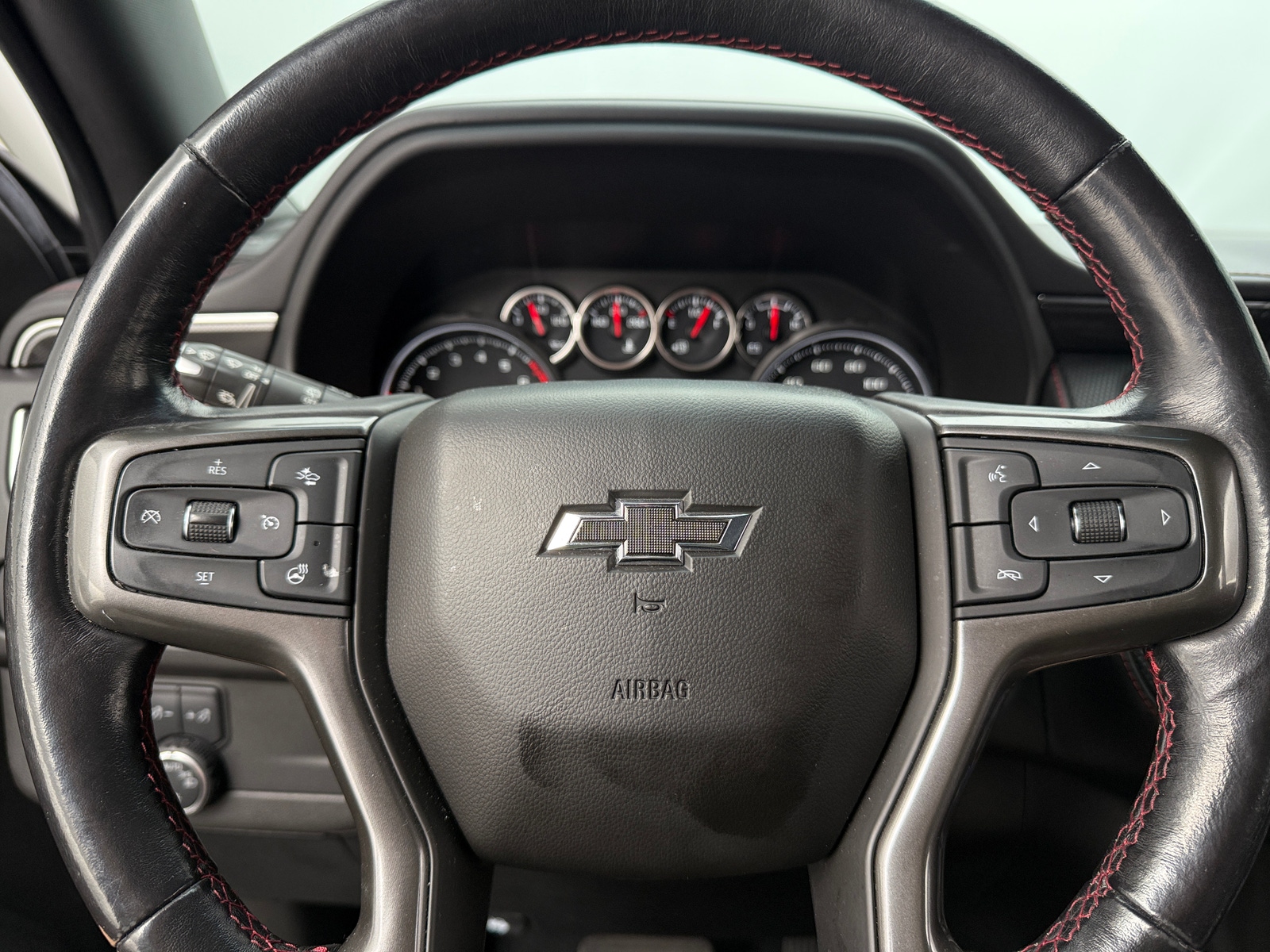 Thumbnail: 2021 Chevrolet Suburban - 4