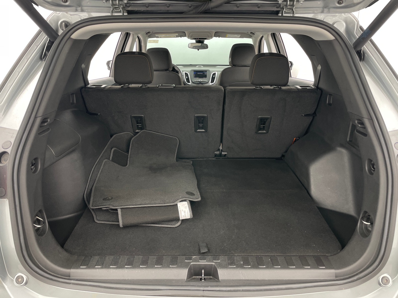 Thumbnail: 2023 Chevrolet Equinox - 7