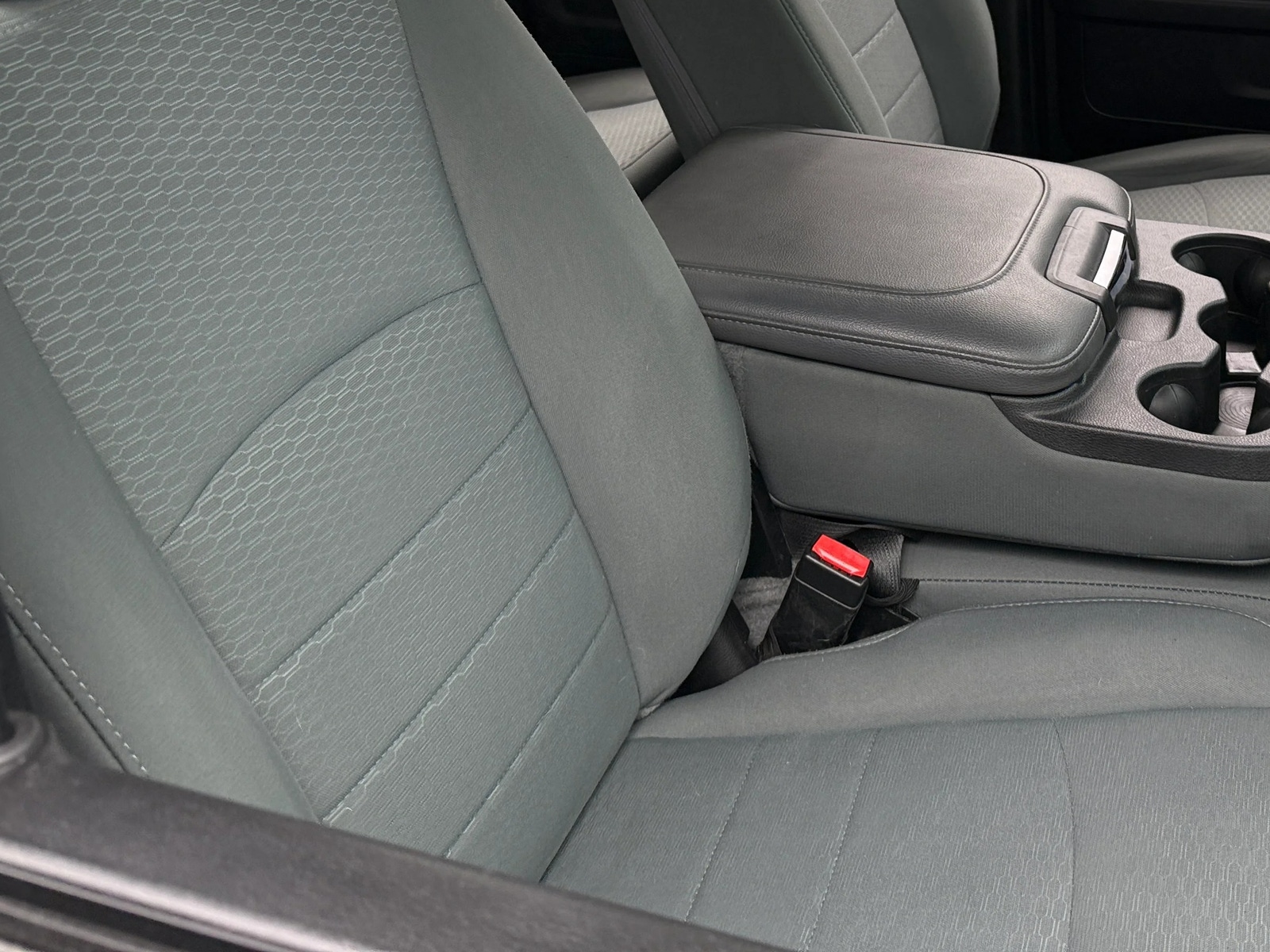 Thumbnail: 2019 RAM 1500 Classic - 2