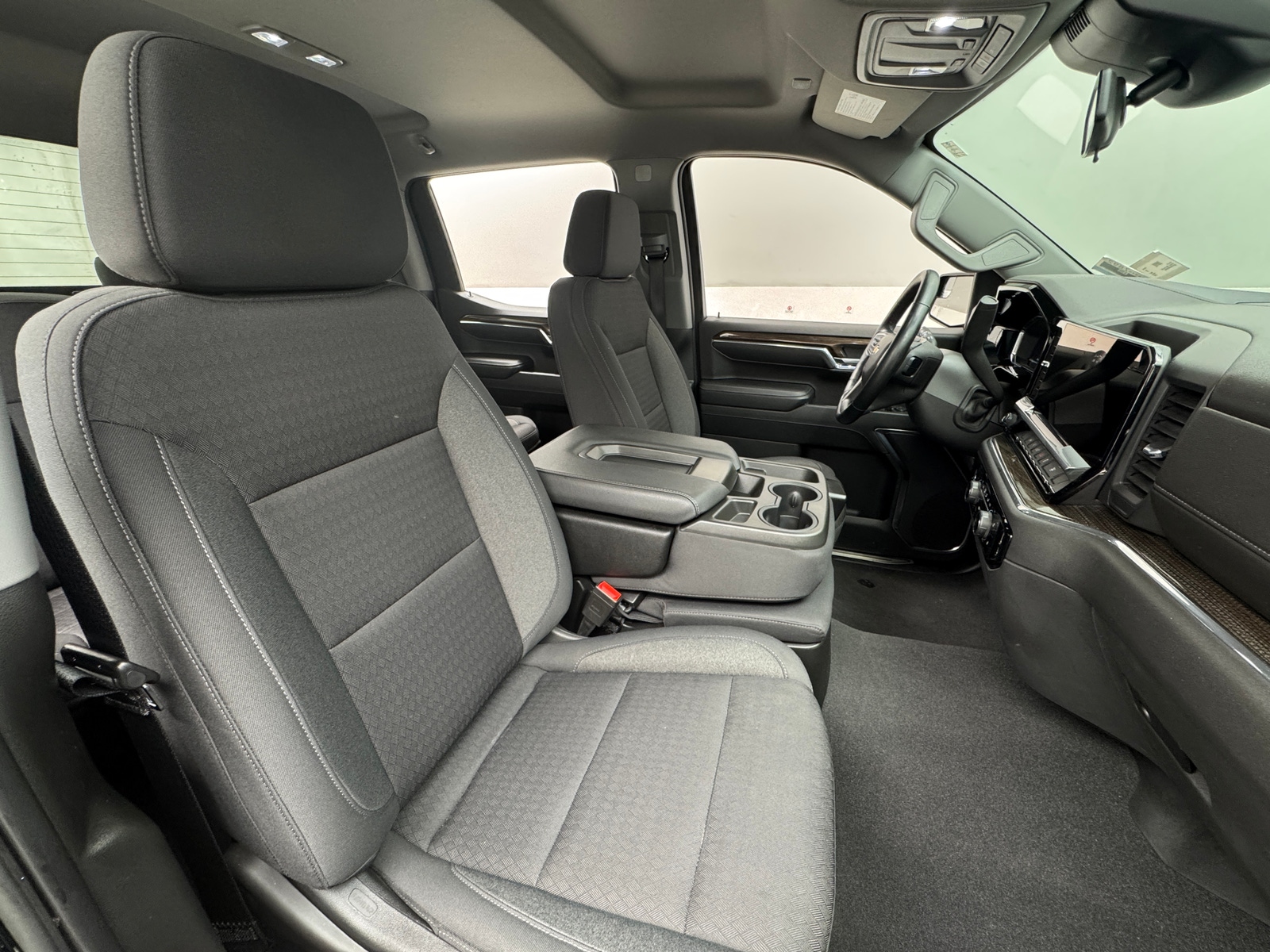 Thumbnail: 2023 Chevrolet Silverado 1500 - 2