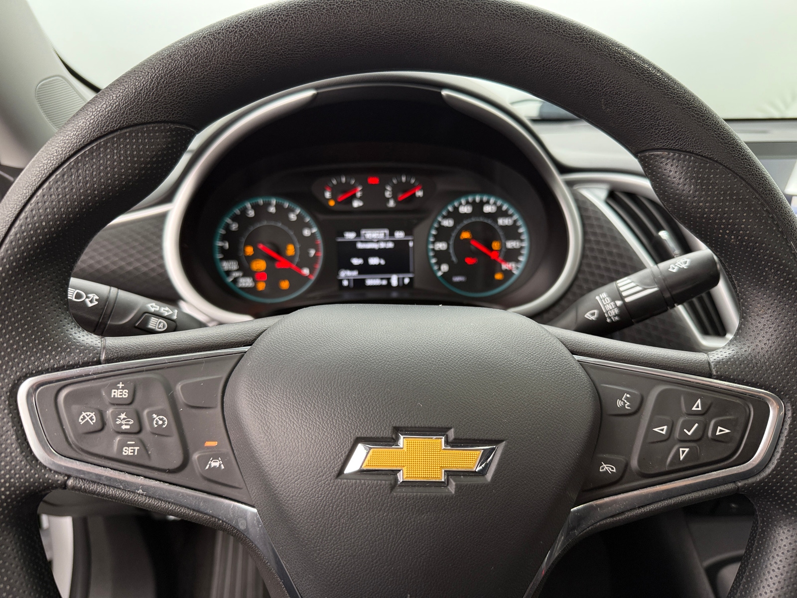 Thumbnail: 2023 Chevrolet Malibu - 5