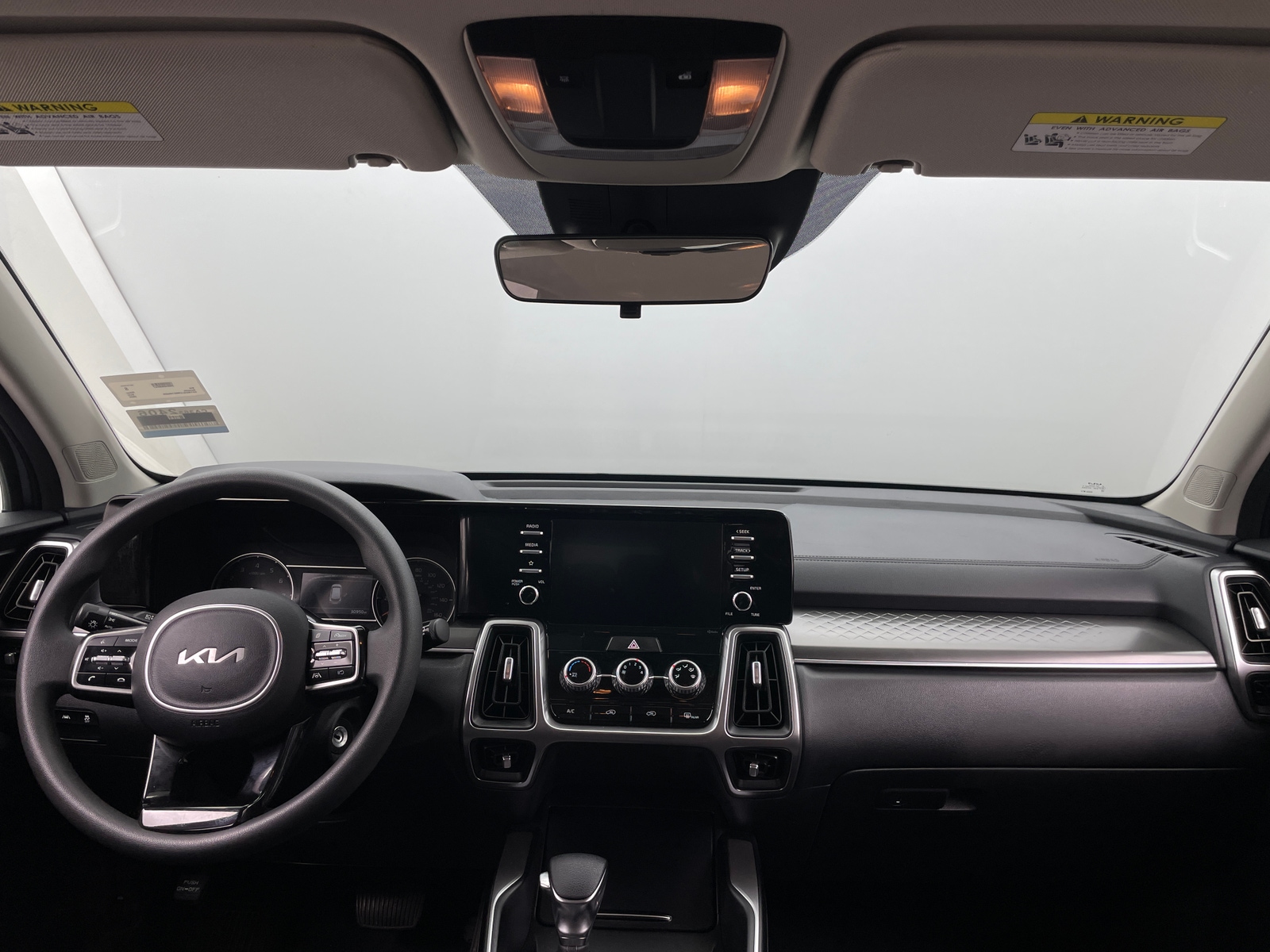 Thumbnail: 2022 Kia Sorento - 3