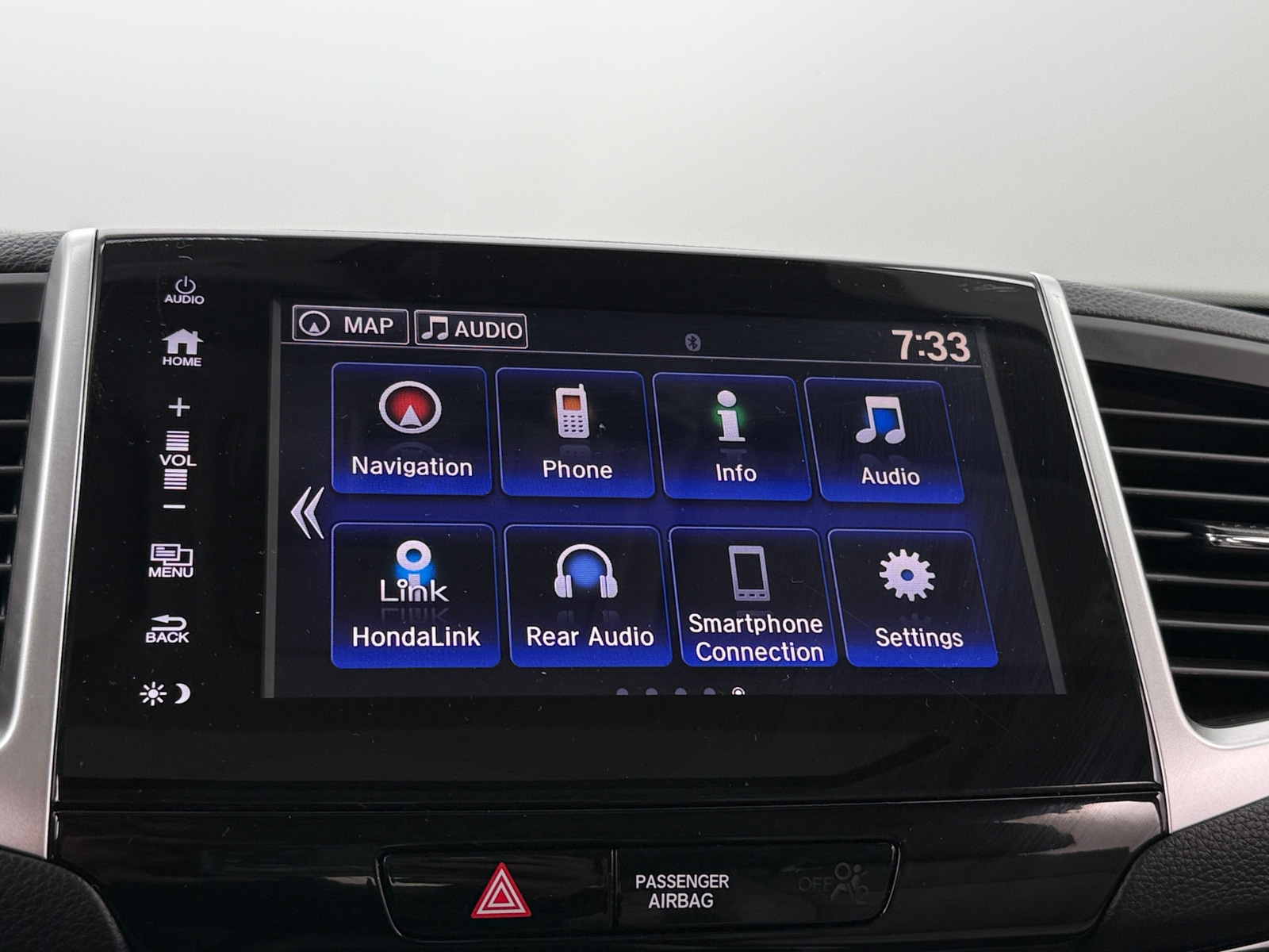 Thumbnail: 2018 Honda Pilot - 3