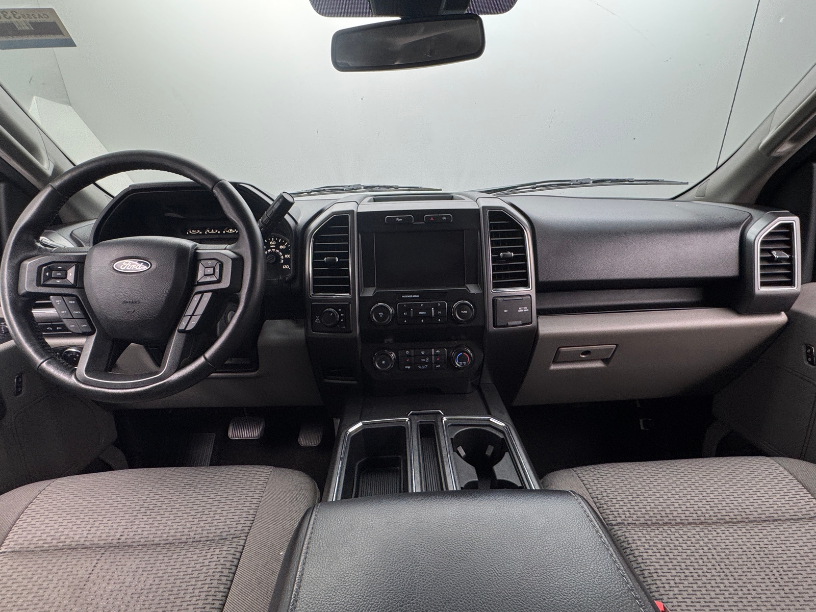 Thumbnail: 2020 Ford Econoline - 3