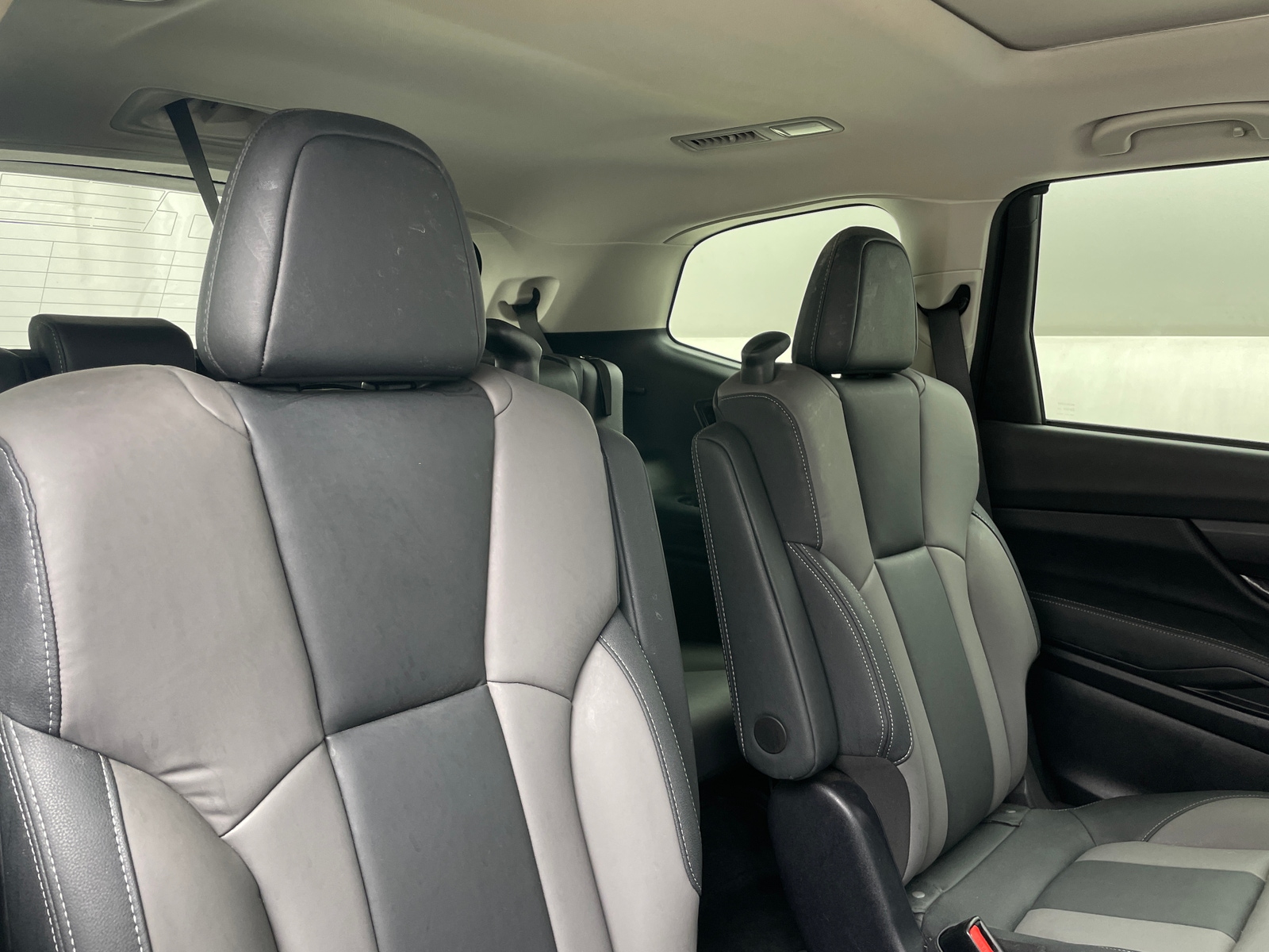 Thumbnail: 2022 Subaru Ascent - 6