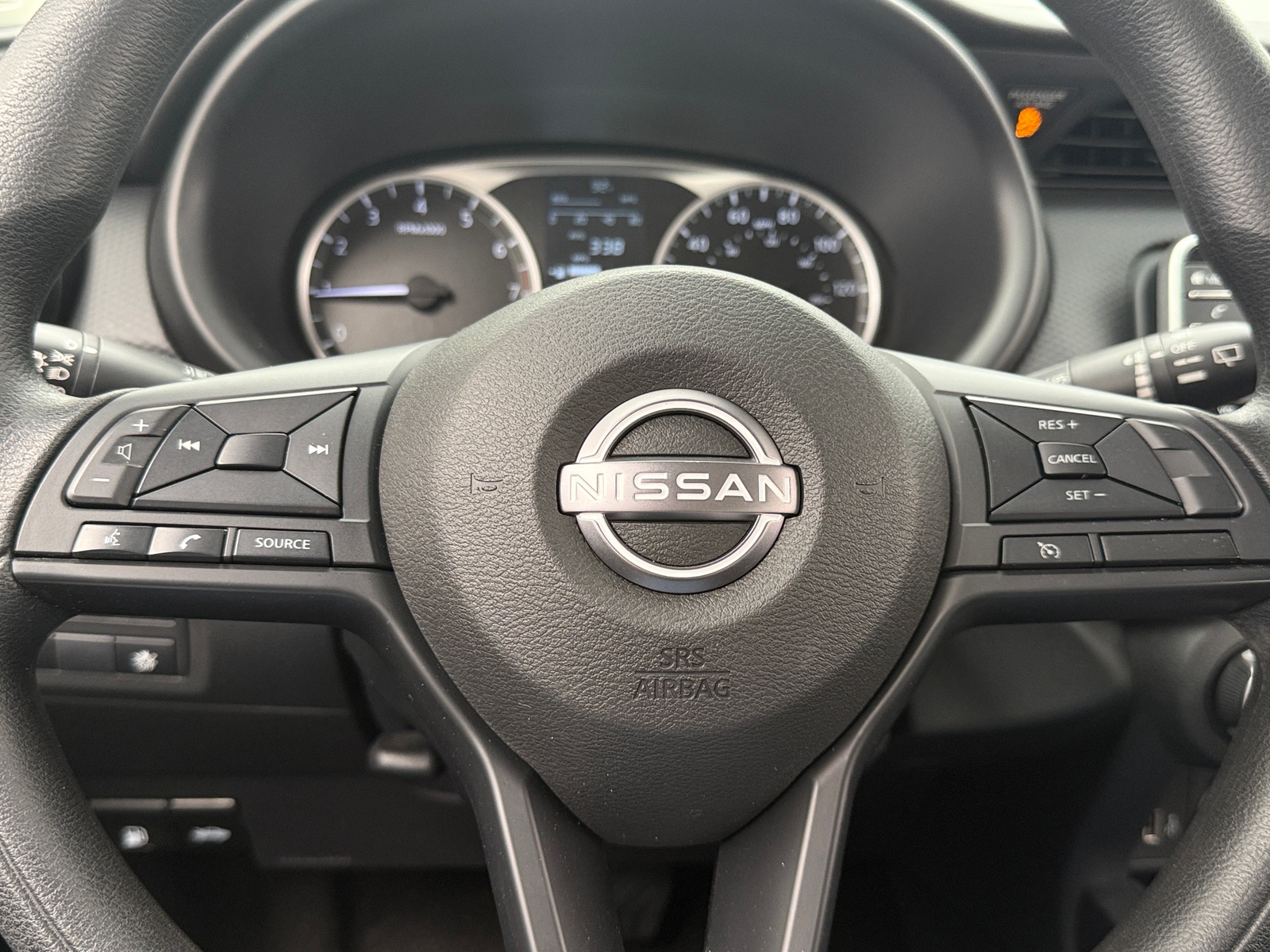 Thumbnail: 2023 Nissan Kicks - 5