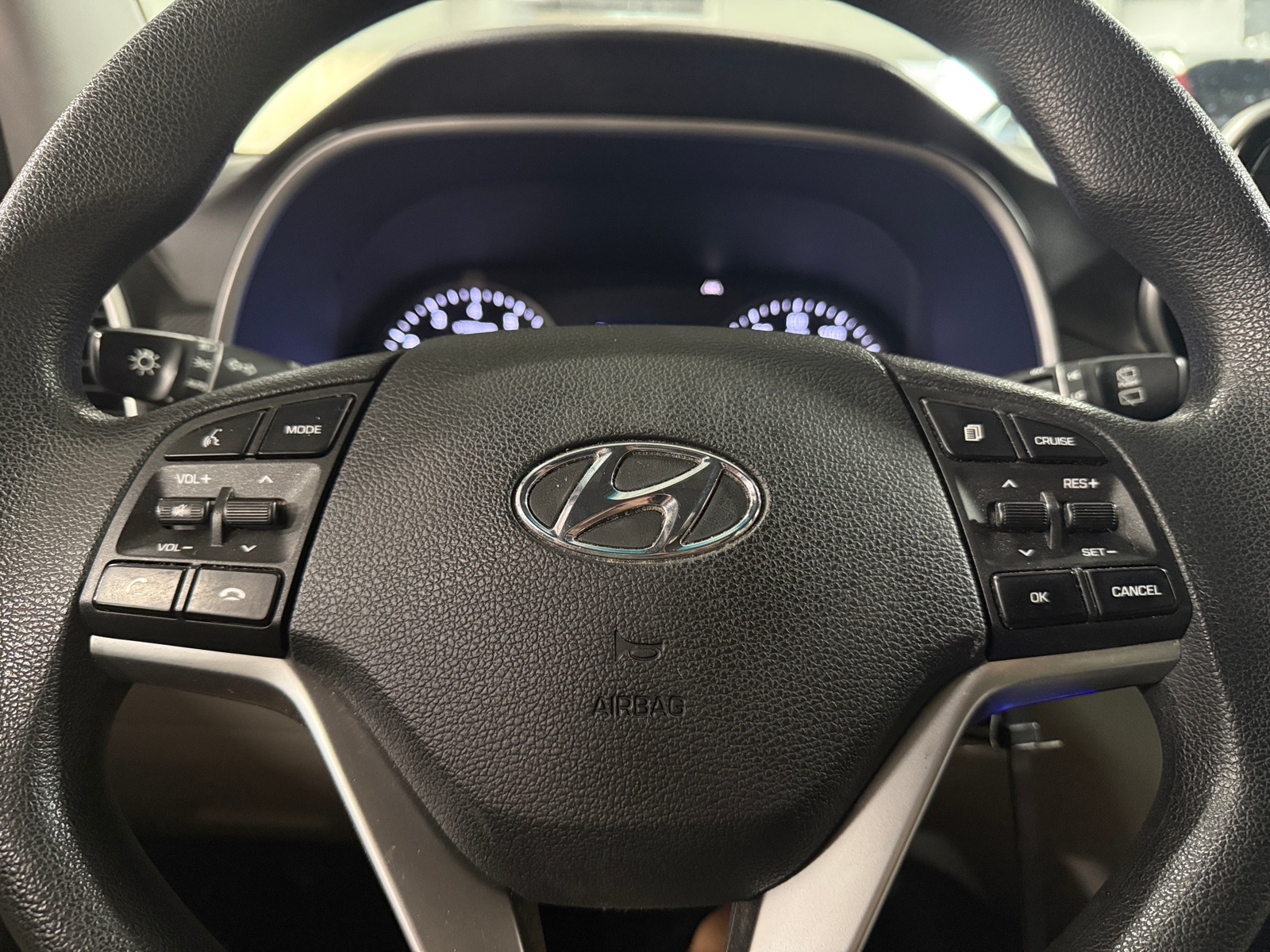 Thumbnail: 2019 Hyundai Tucson - 5