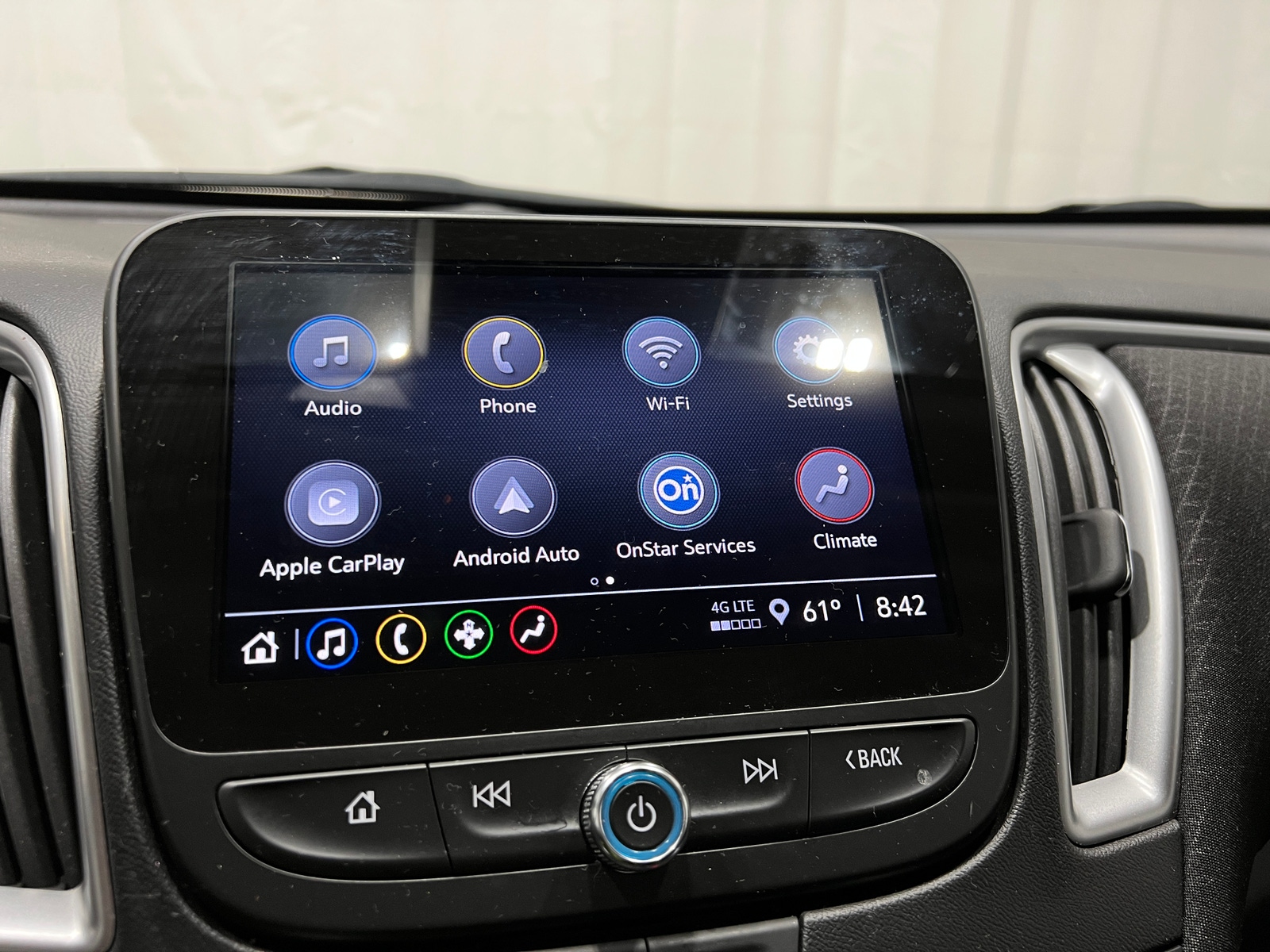 Thumbnail: 2024 Chevrolet Malibu - 4