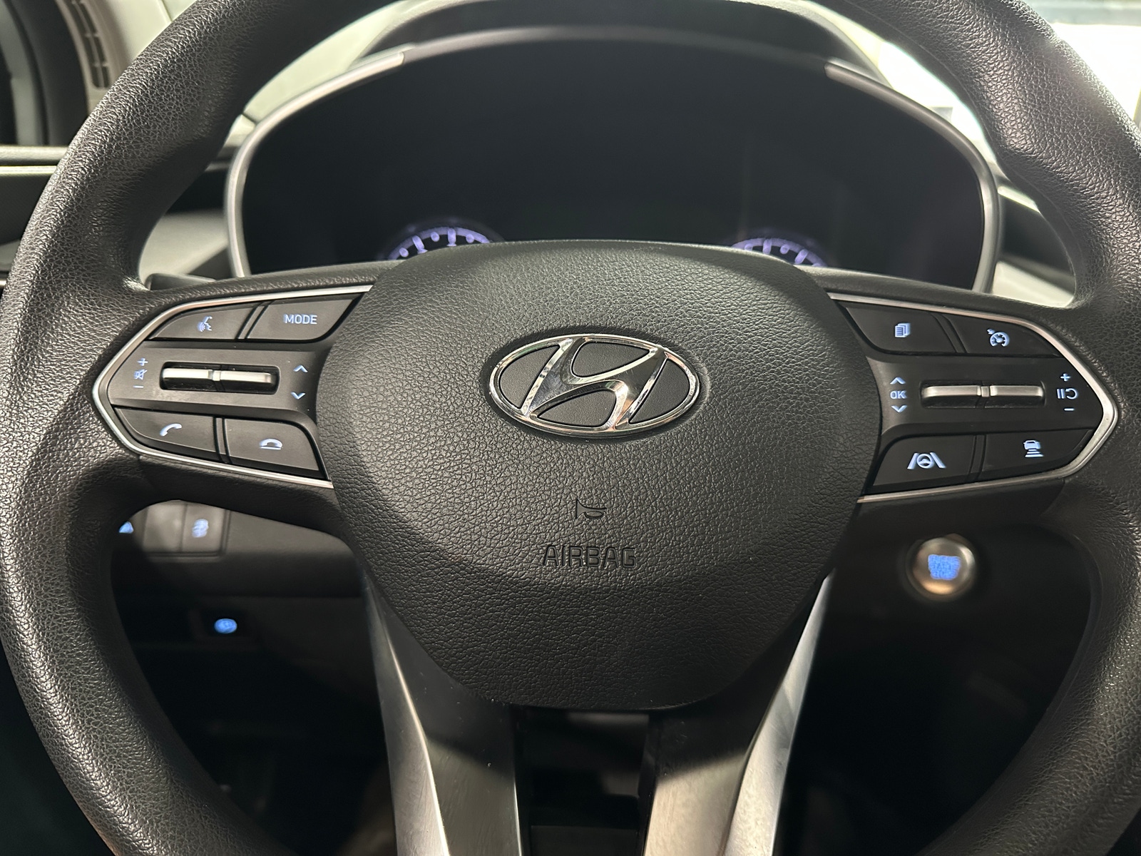 Thumbnail: 2022 Hyundai Santa Fe - 5