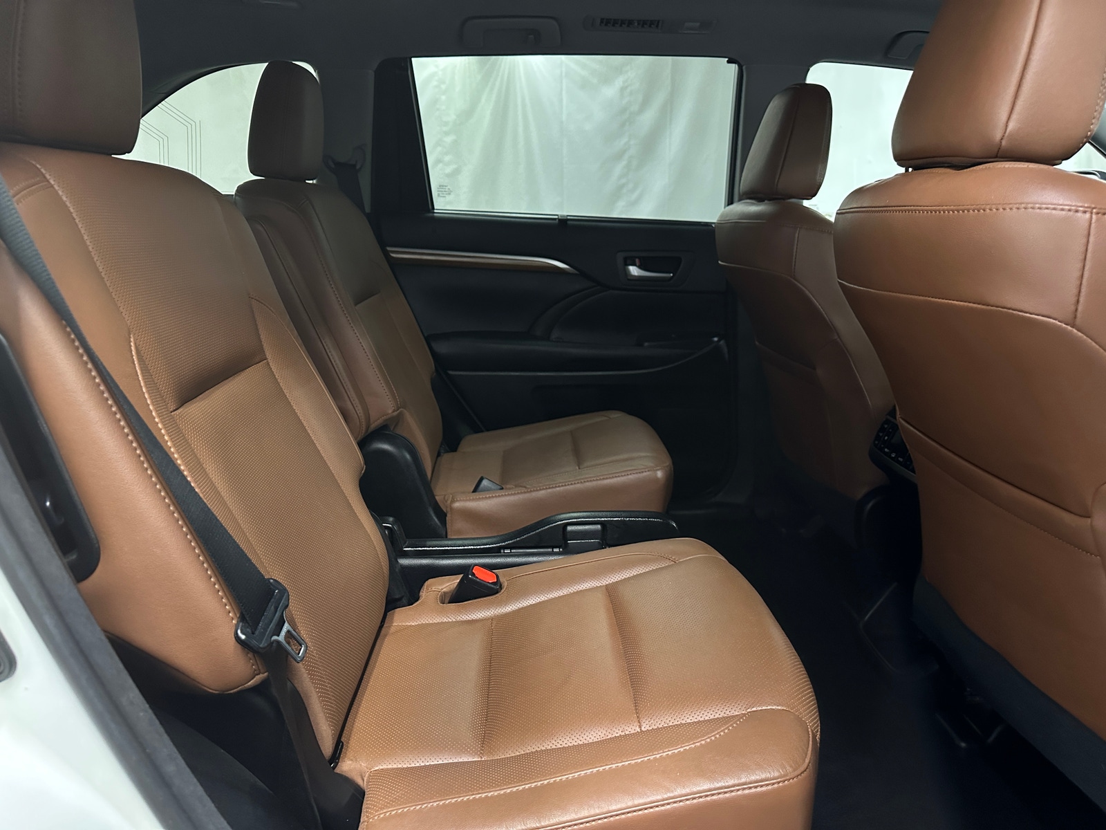 Thumbnail: 2017 Toyota Highlander - 5
