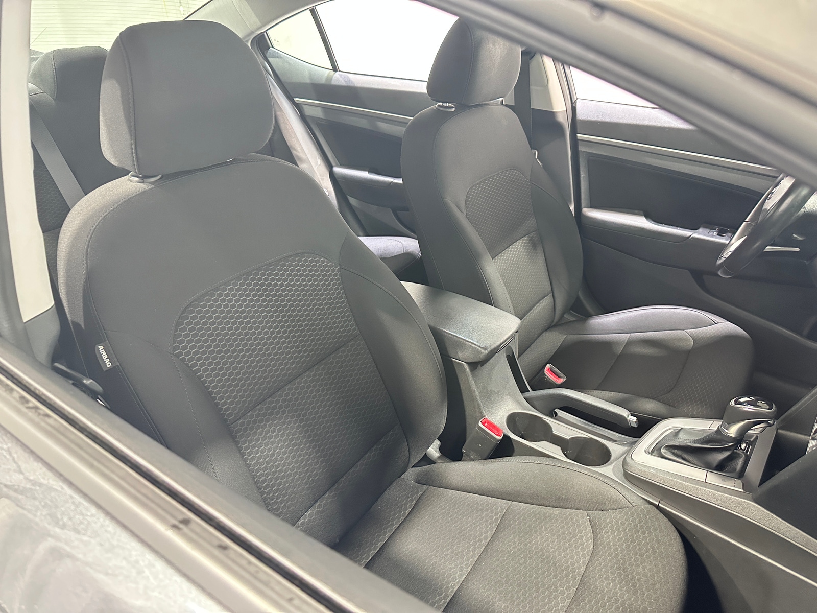 Thumbnail: 2020 Hyundai Elantra - 2