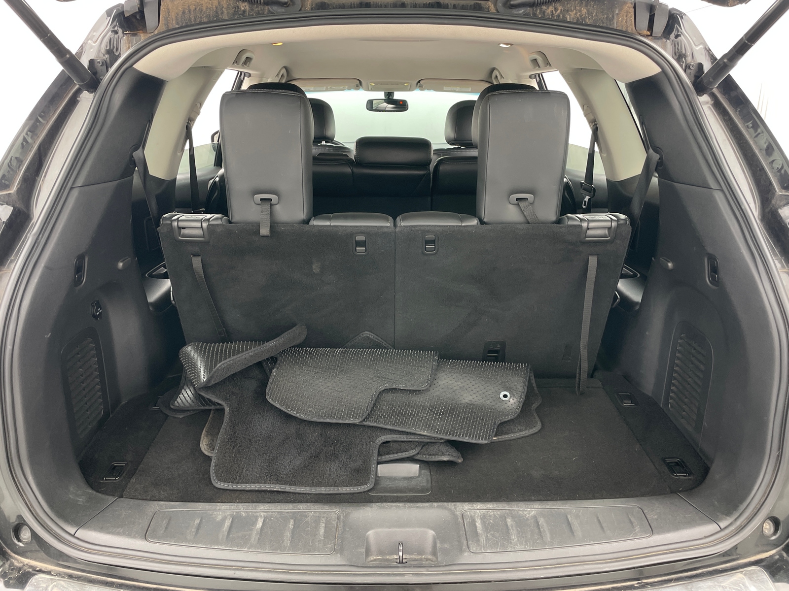 Thumbnail: 2016 Nissan Pathfinder - 6