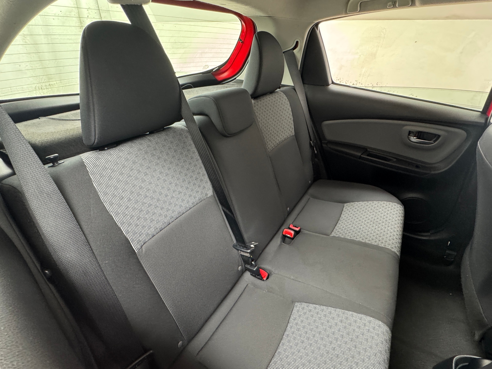Thumbnail: 2016 Toyota Yaris - 6
