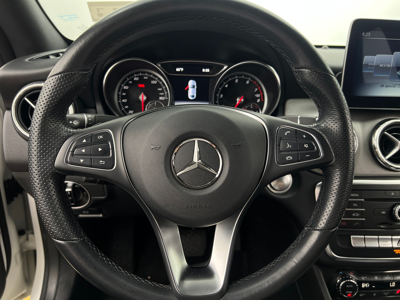 Thumbnail: 2019 Mercedes-Benz CLA - 4