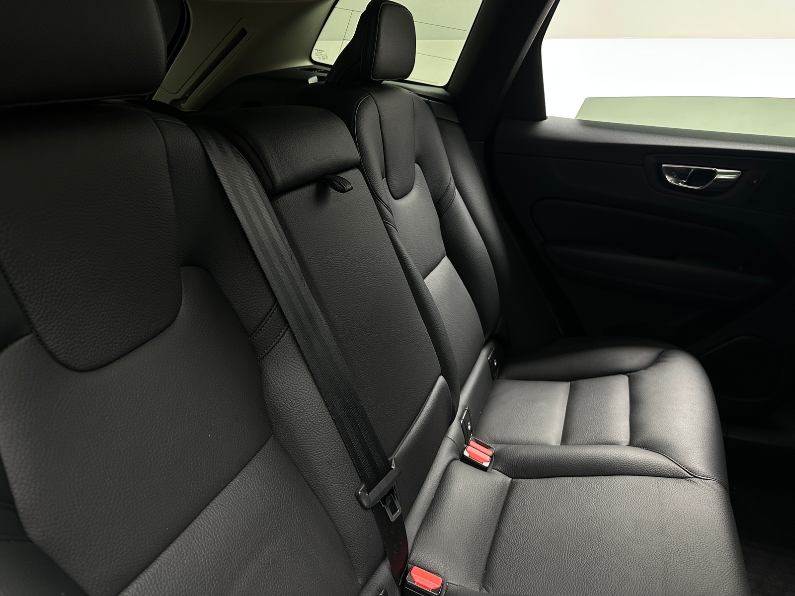 Thumbnail: 2023 Volvo XC60 - 5
