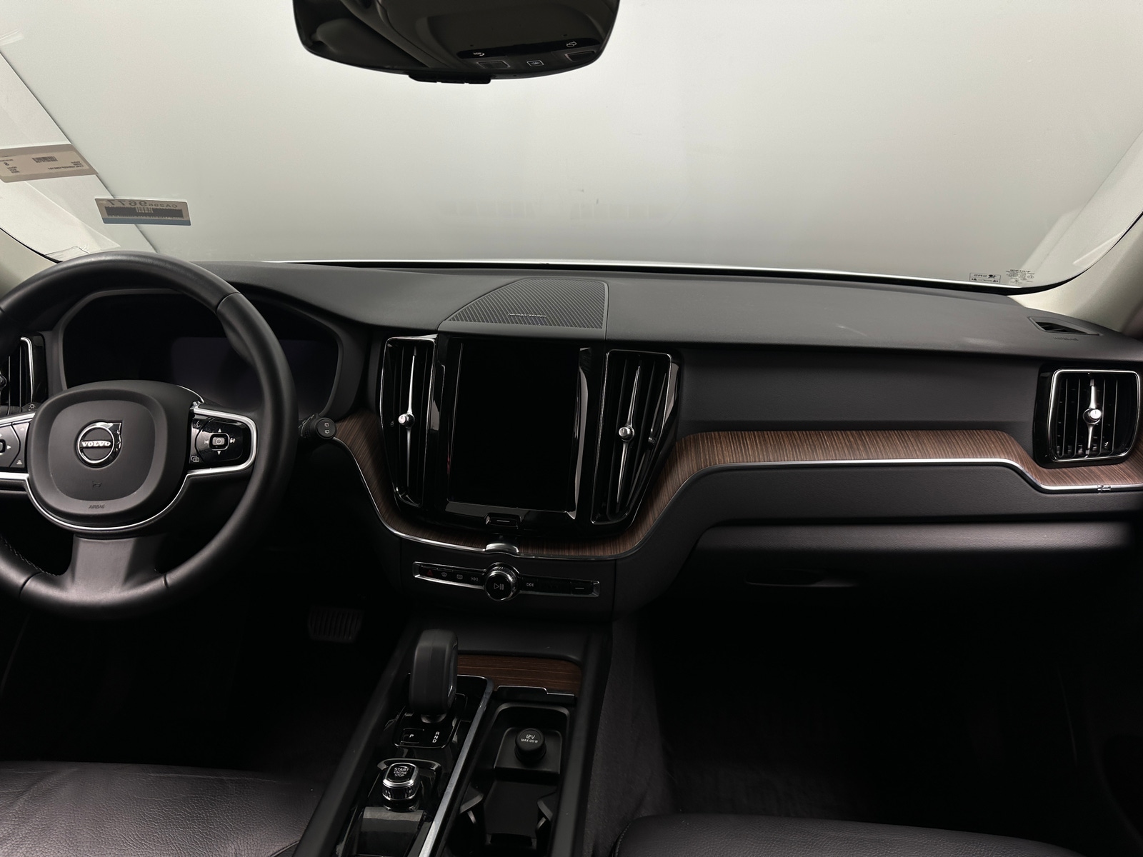 Thumbnail: 2023 Volvo XC60 - 2
