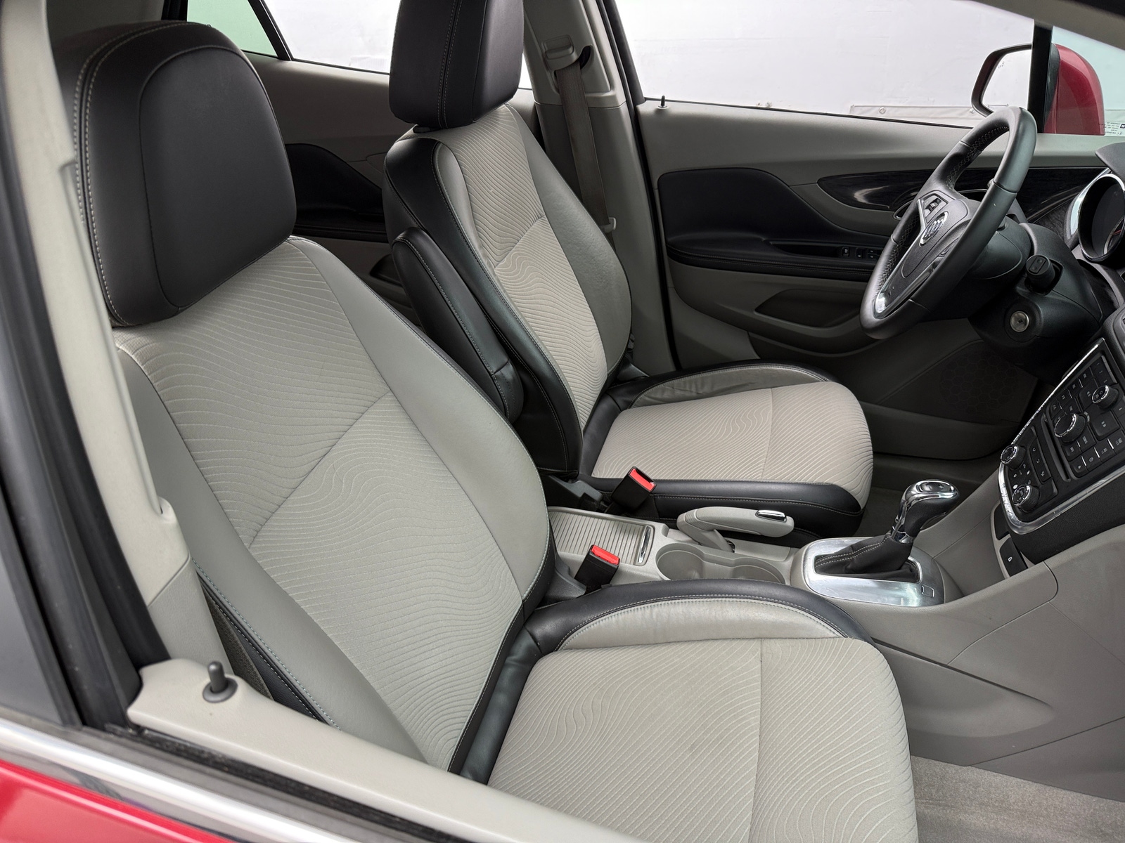 Thumbnail: 2014 Buick Encore - 2