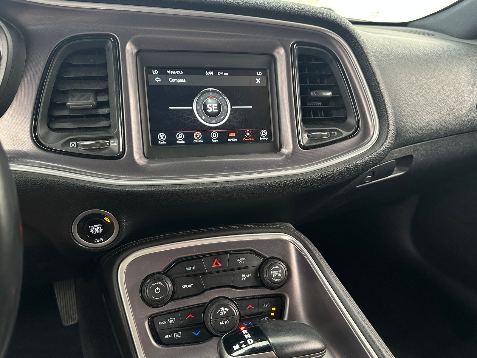 Thumbnail: 2019 Dodge Challenger - 3