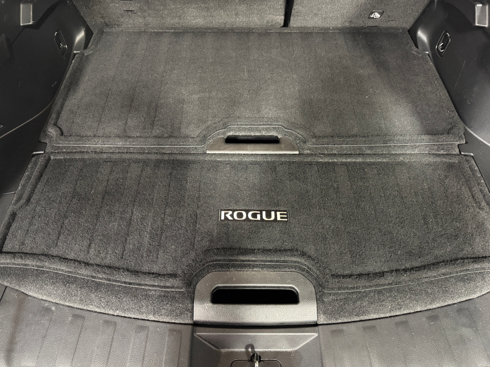 Thumbnail: 2019 Nissan Rogue - 7