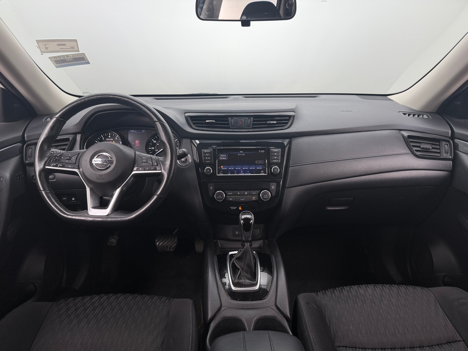 Thumbnail: 2018 Nissan Rogue - 3