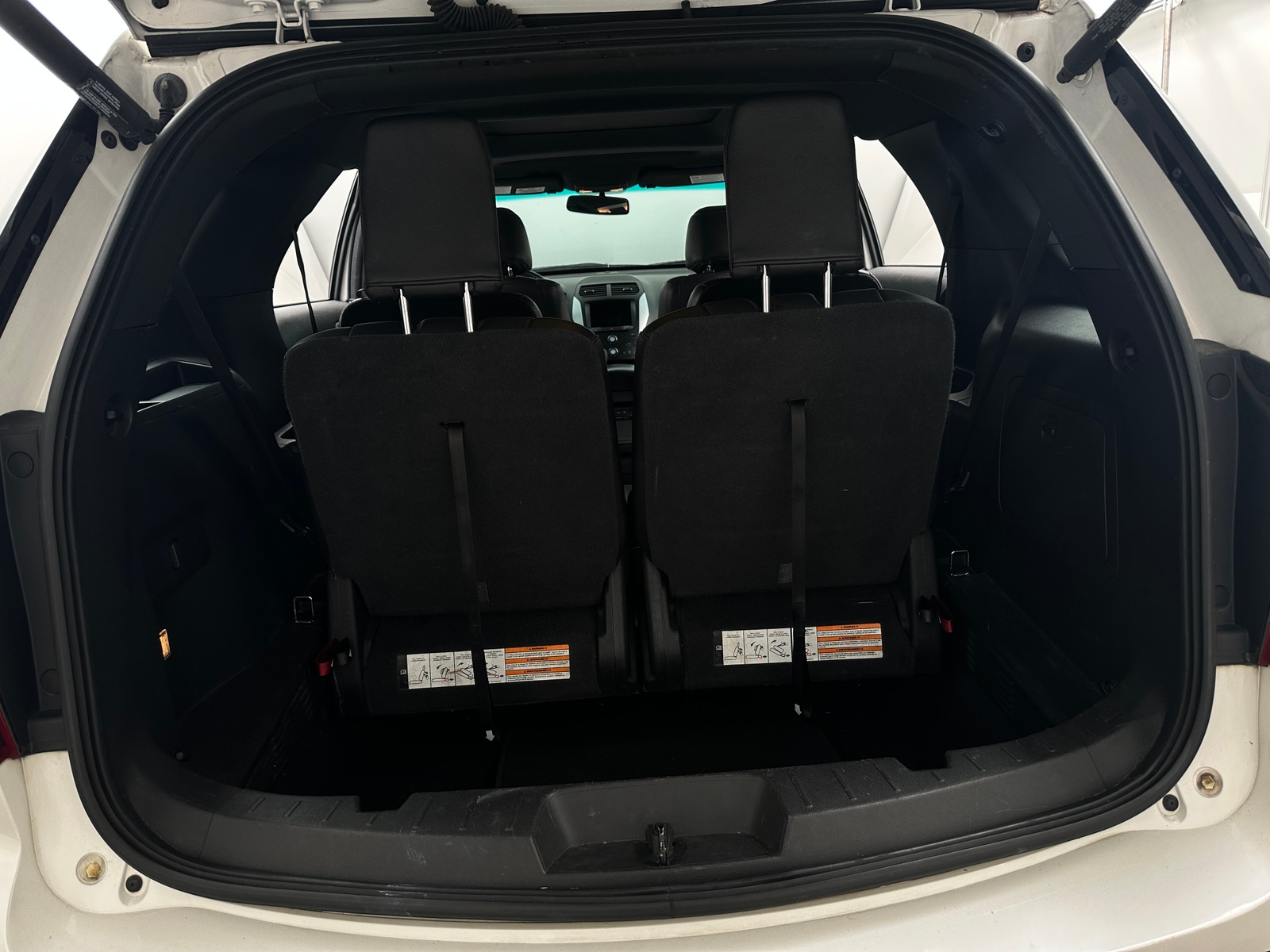 Thumbnail: 2014 Ford Explorer - 6