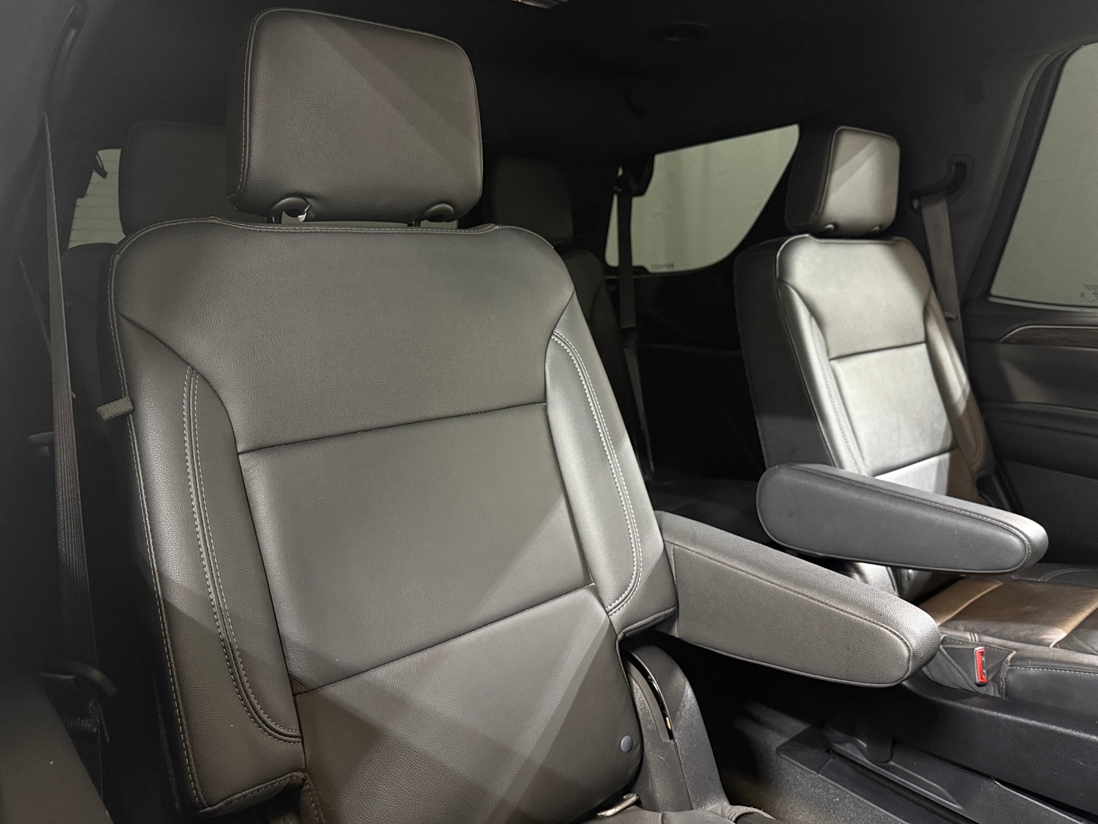 Thumbnail: 2021 Chevrolet Tahoe - 5