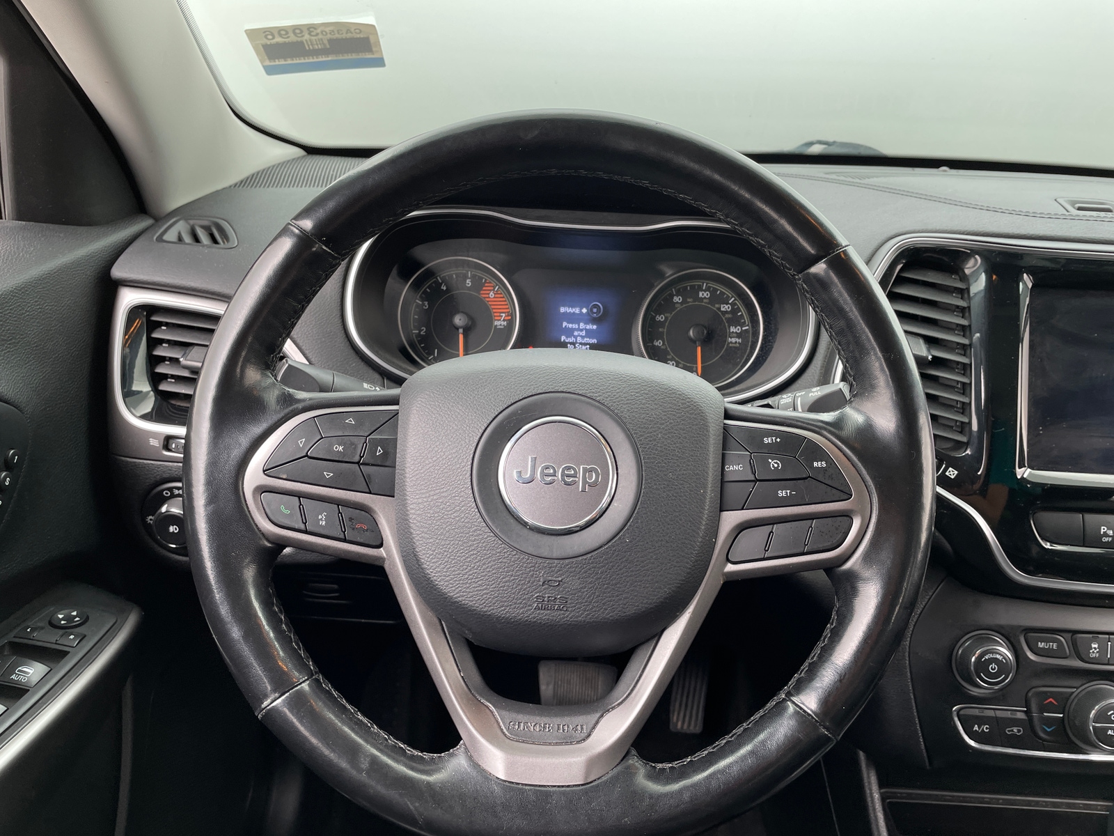 Thumbnail: 2020 Jeep Cherokee - 4
