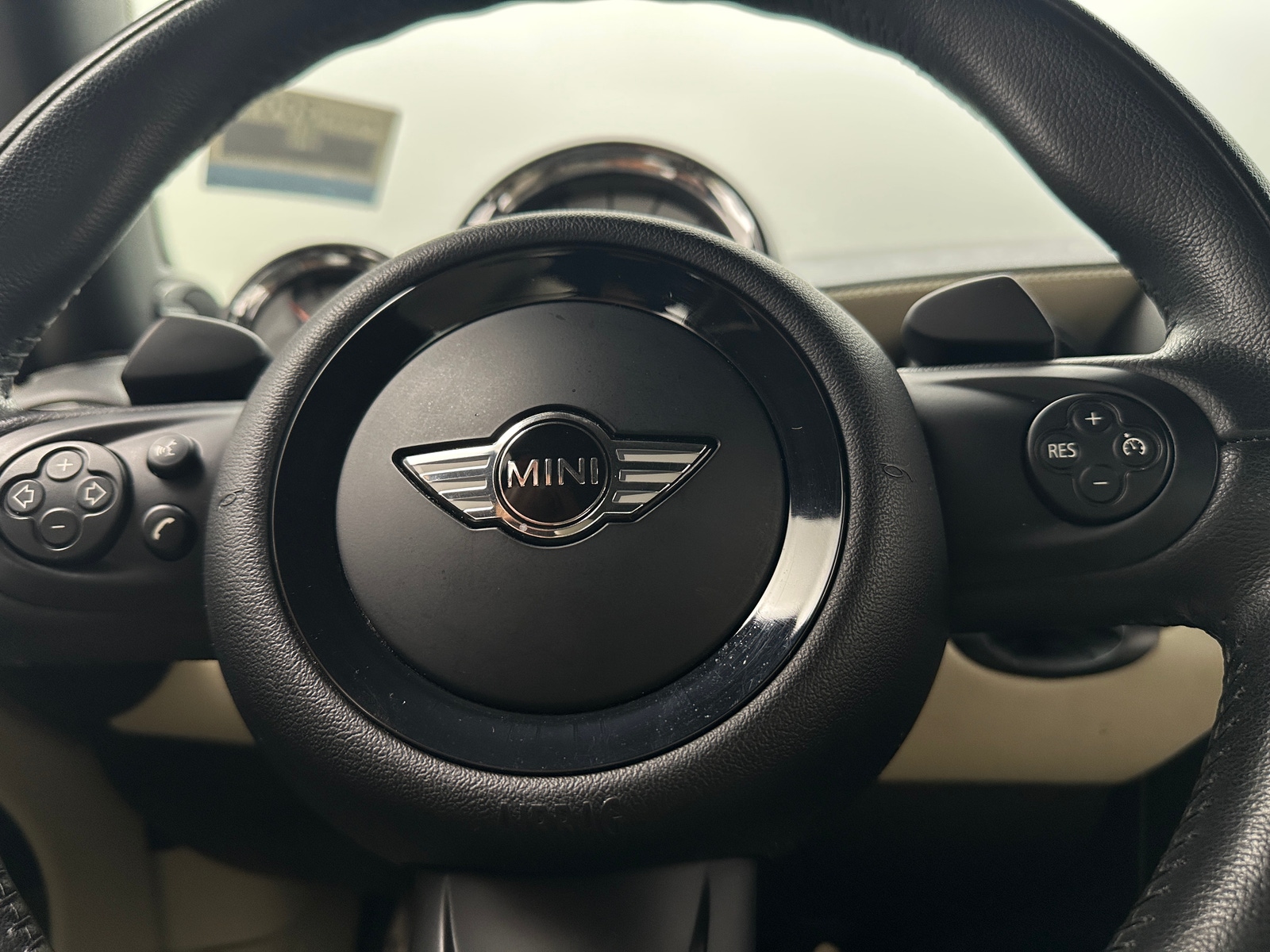 Thumbnail: 2013 MINI Cooper Convertible - 3